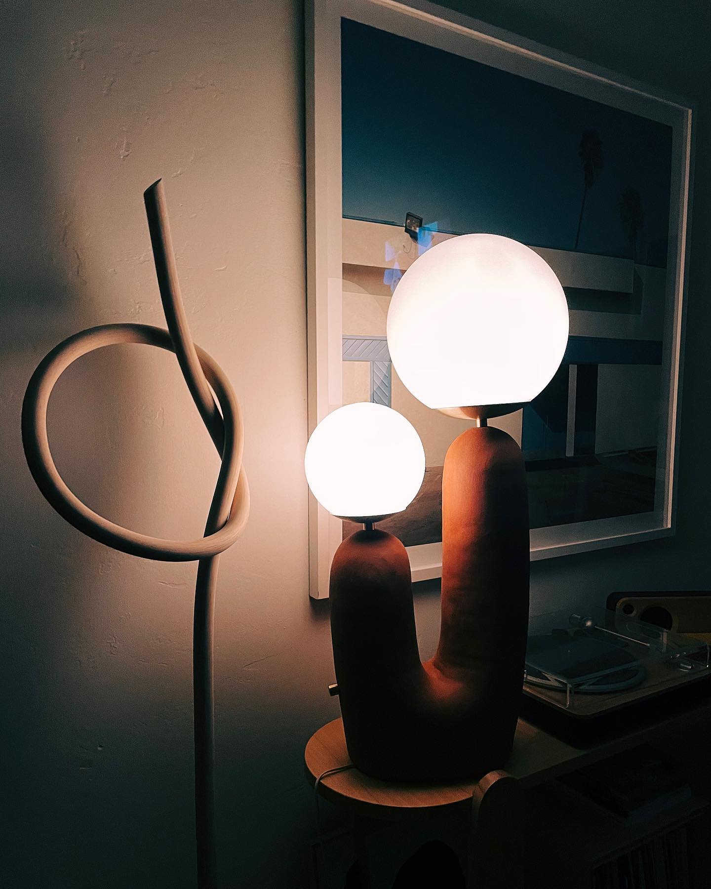 Oo Modern Ceramic Table Lamp - Image 18
