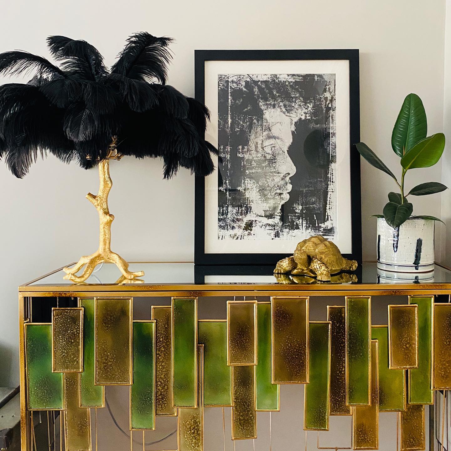 Ostrich Contemporary Feather Table Lamp - Image 21
