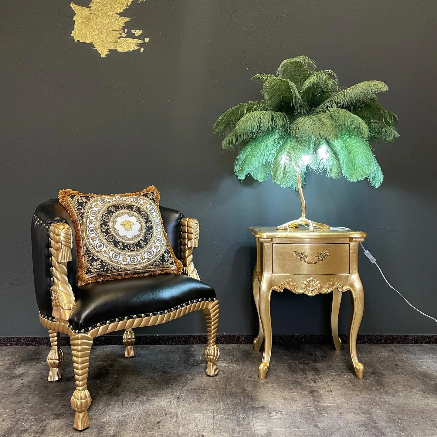 Ostrich Contemporary Feather Table Lamp - Image 23