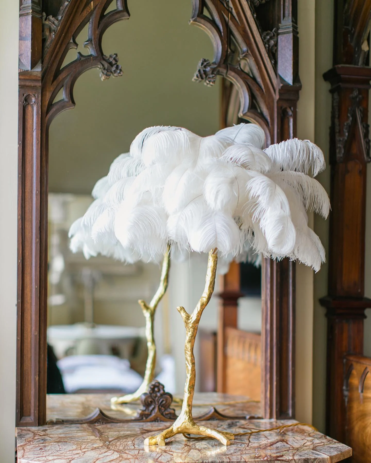 Ostrich Contemporary Feather Table Lamp - Image 30