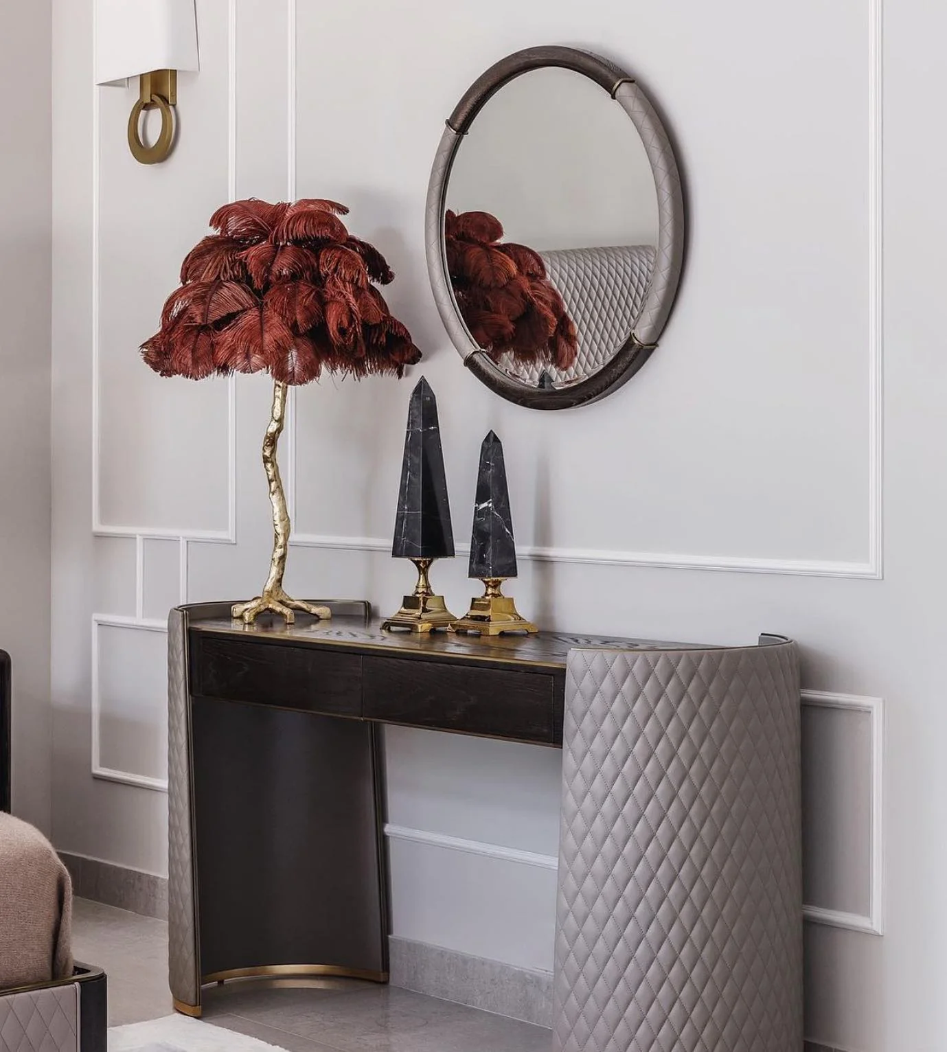Ostrich Contemporary Feather Table Lamp - Image 34