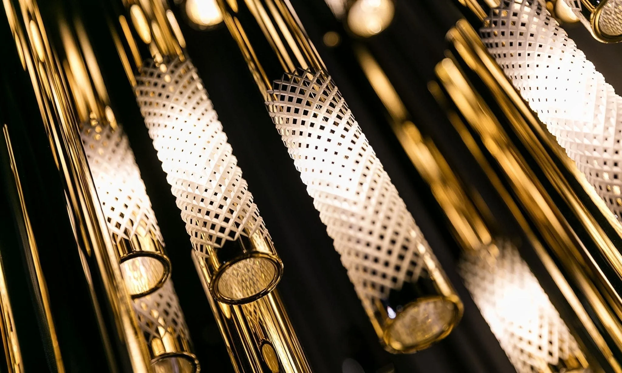 Ovynira Gold Rod Chandelier - Image 29