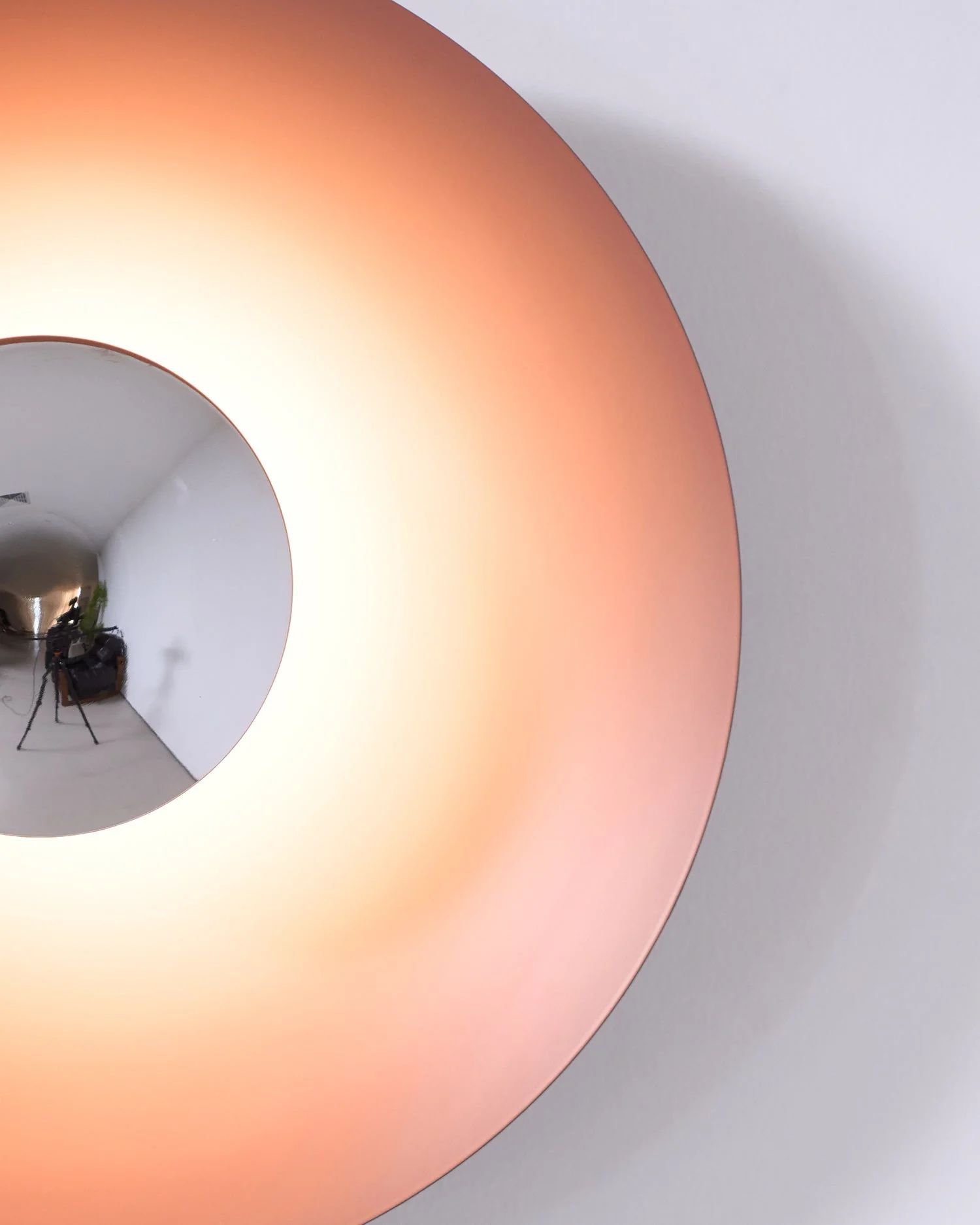 Peacemaker Elegance Simplicity Glow Wall Light - Image 109