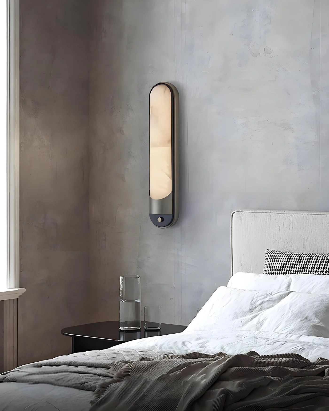 Pillo Modern Alabaster Wall Lamp - Image 4