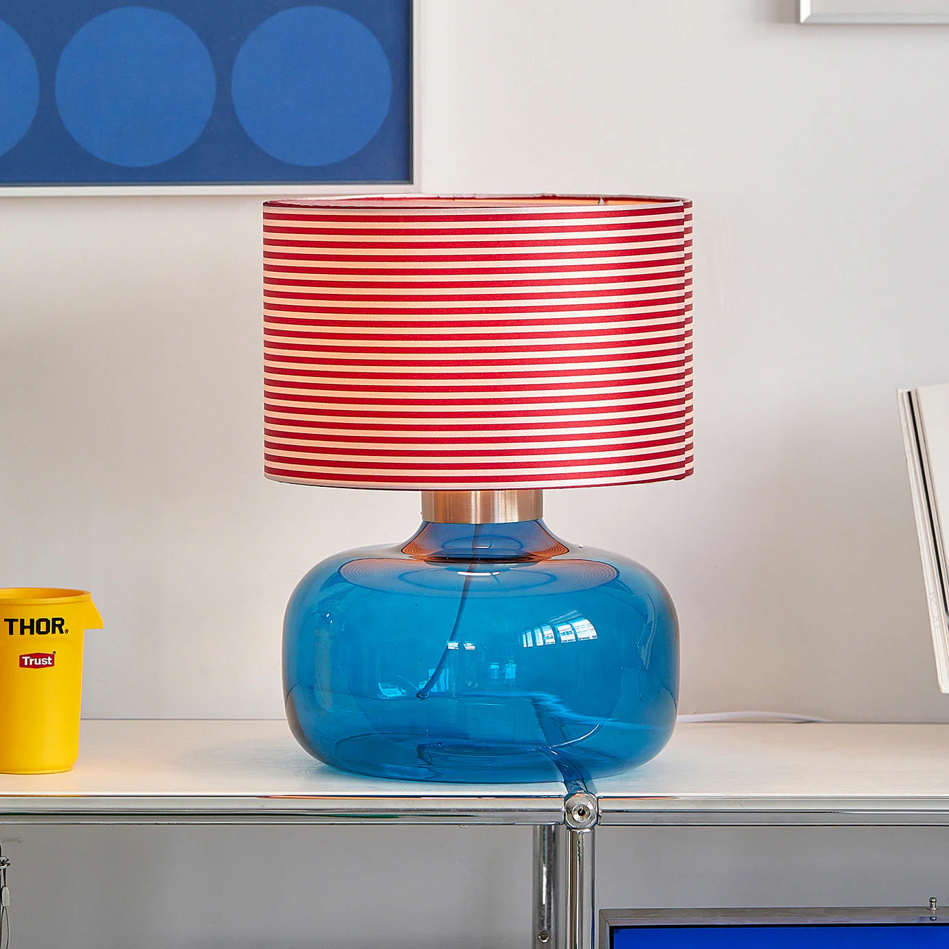 Pillowfort Modern Glass Table Lamp - Image 4