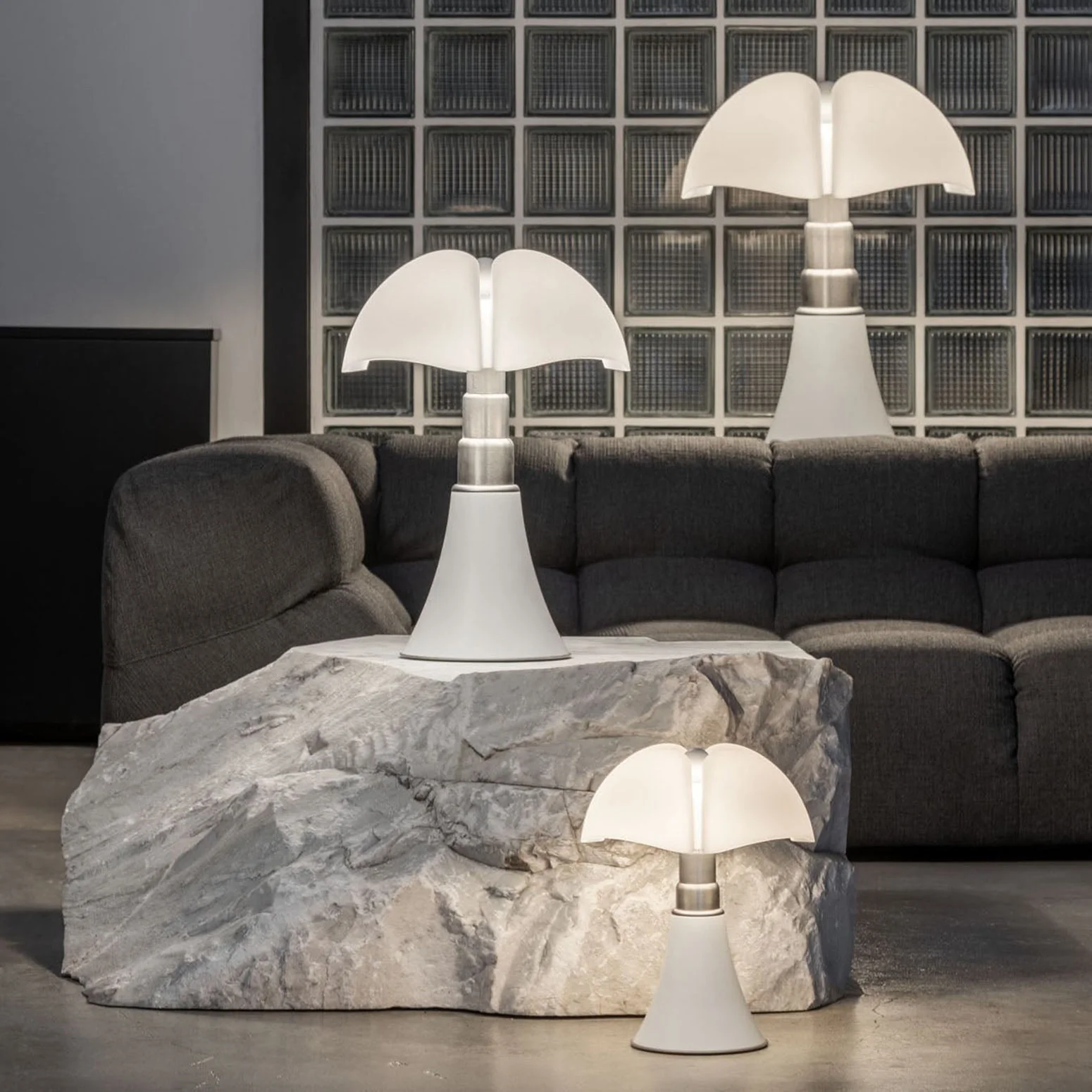 Pipistrello Modern Table Lamp - Image 13