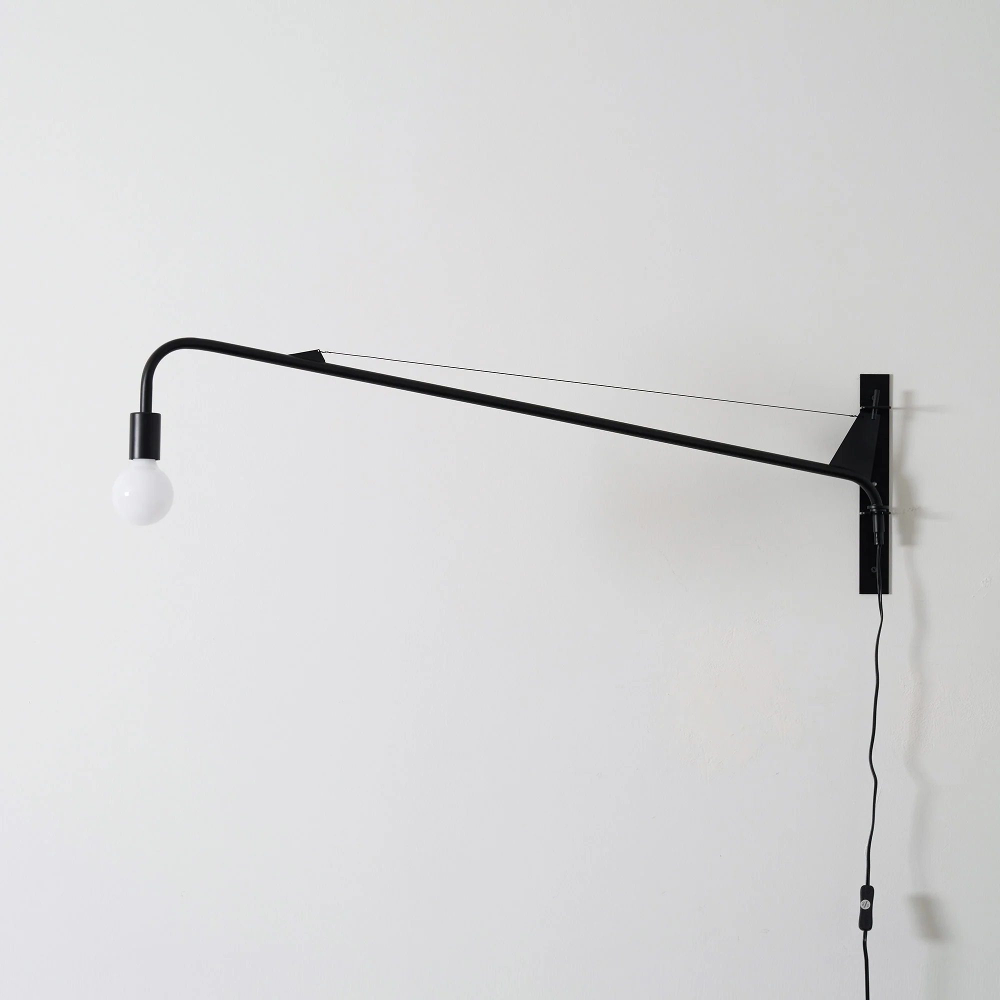 Potence Minimalist Wall Light - Image 36