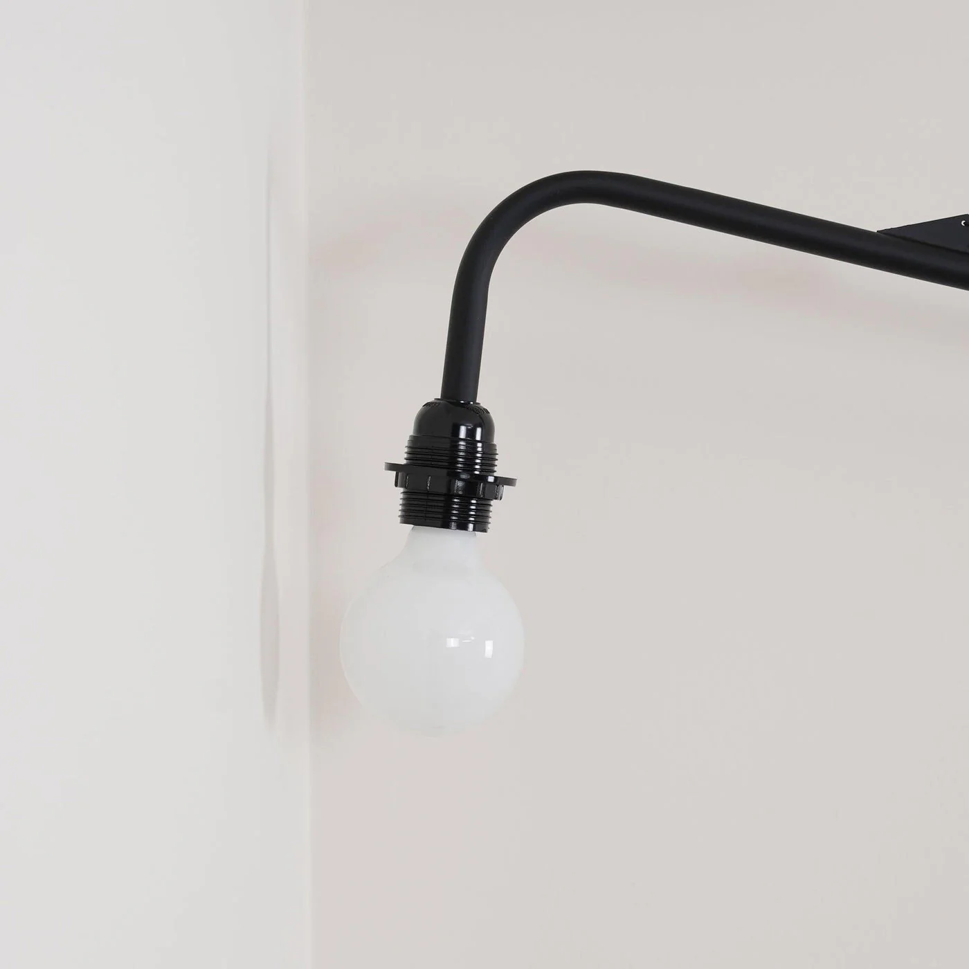 Potence Minimalist Wall Light - Image 39