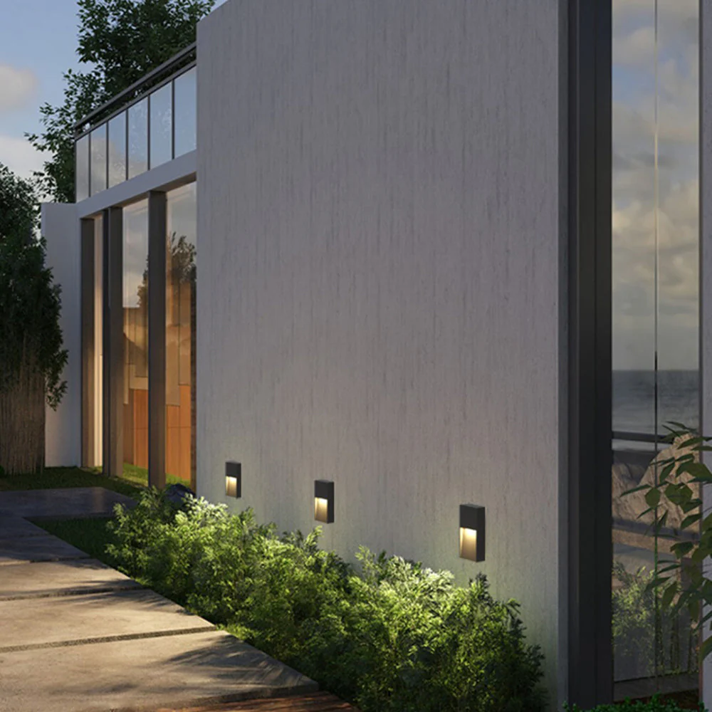 Ray Minimalist Outdoor Deck Step Light - Image 2