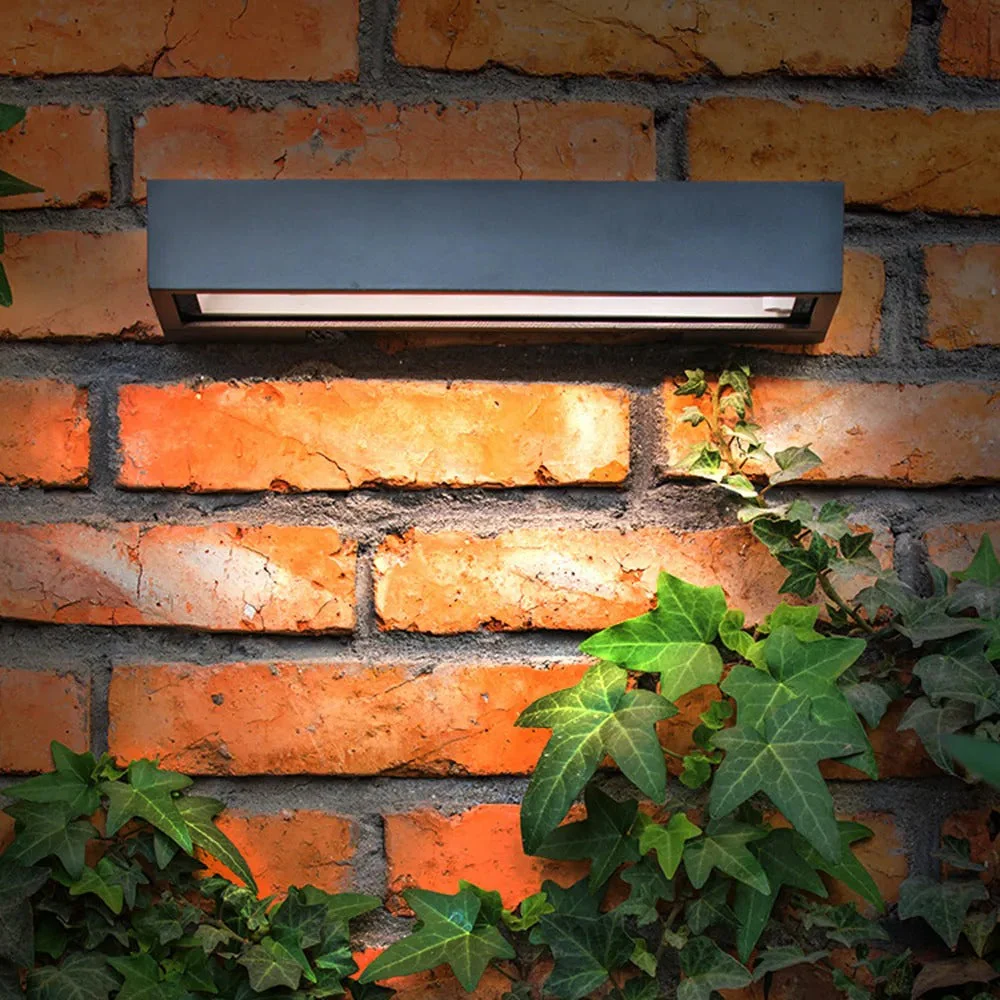 Ray Modern Outdoor Wall Lamp - Image 3
