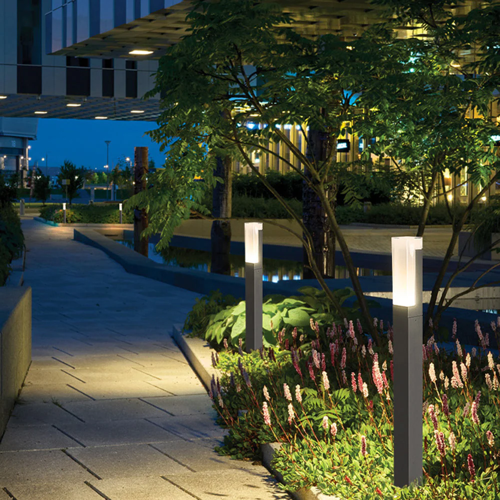 Ray Modern Outdoor Path Light - Image 8