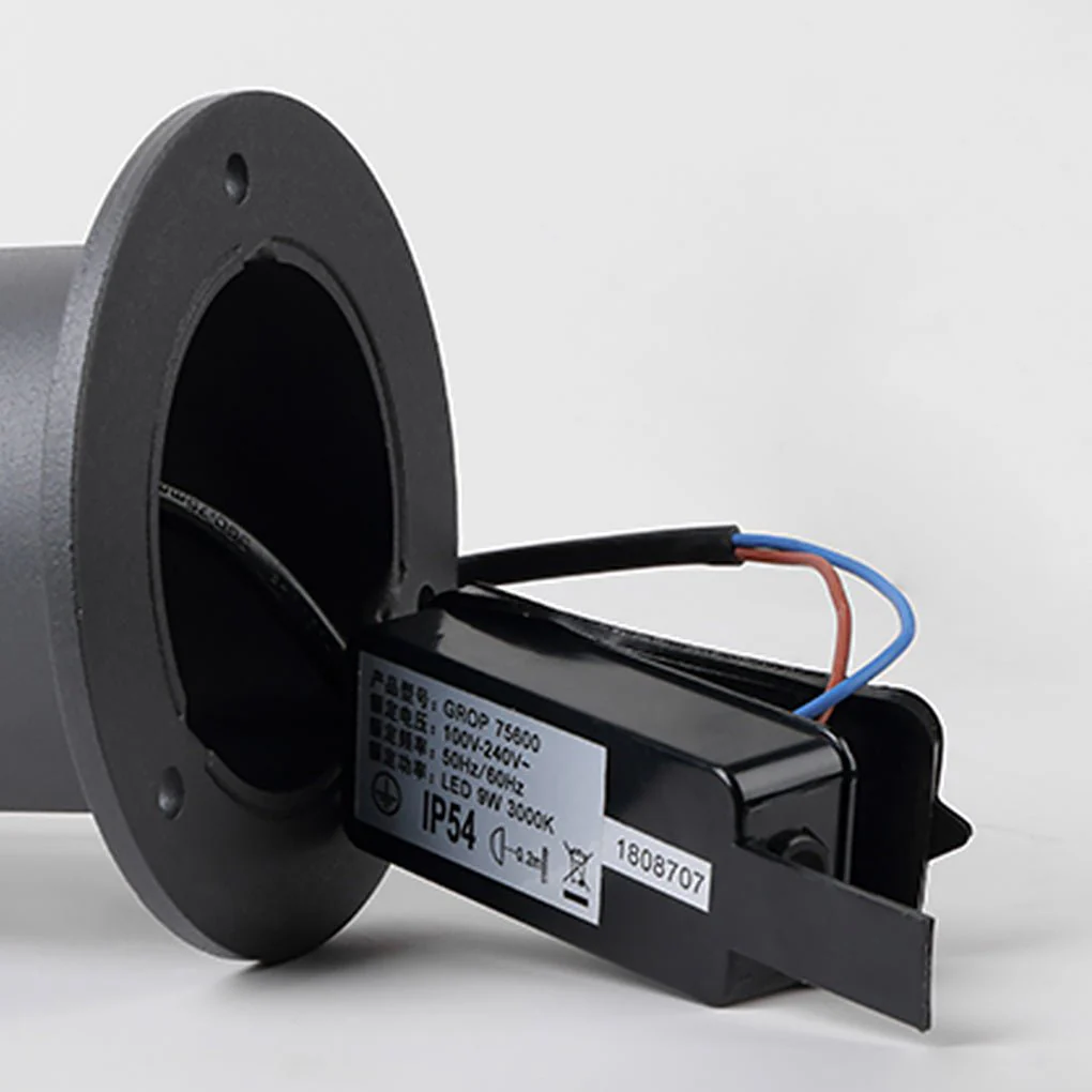 Ray Modern Outdoor Path Light - Image 4