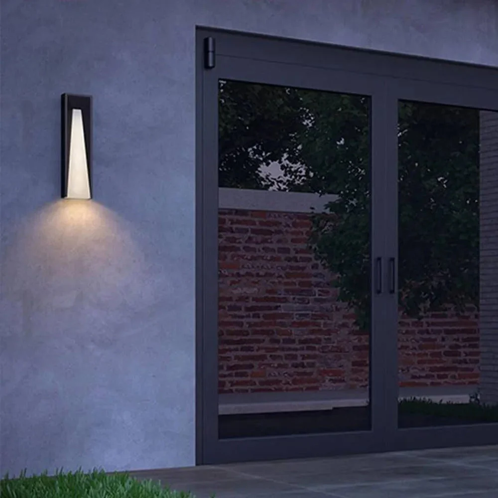 Ray Modern Outdoor Wall Lamp - Image 6