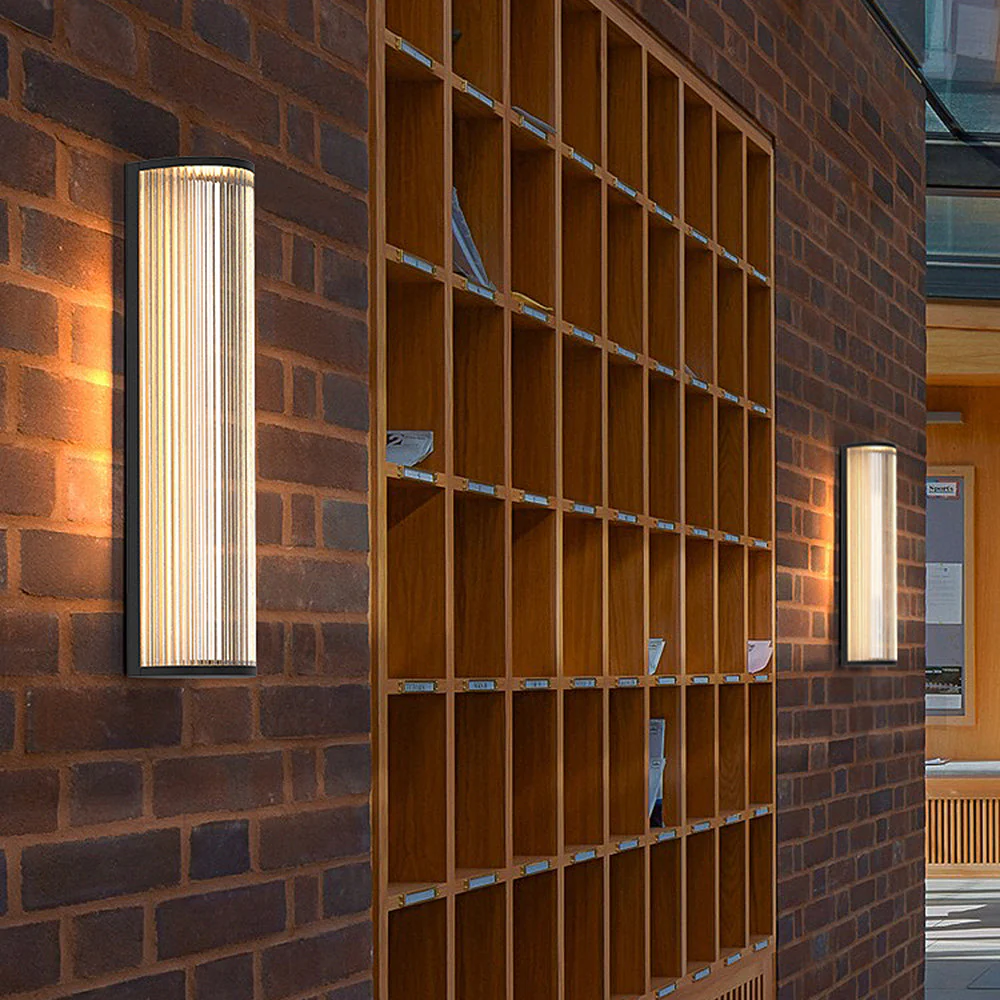 Ray Modern Outdoor Wall Lamp - Image 3