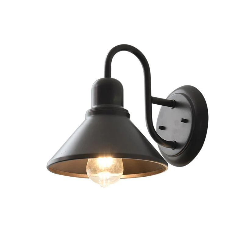 Ray Vintage Cone-shaped Ourdoor Wall Lamp - Image 5