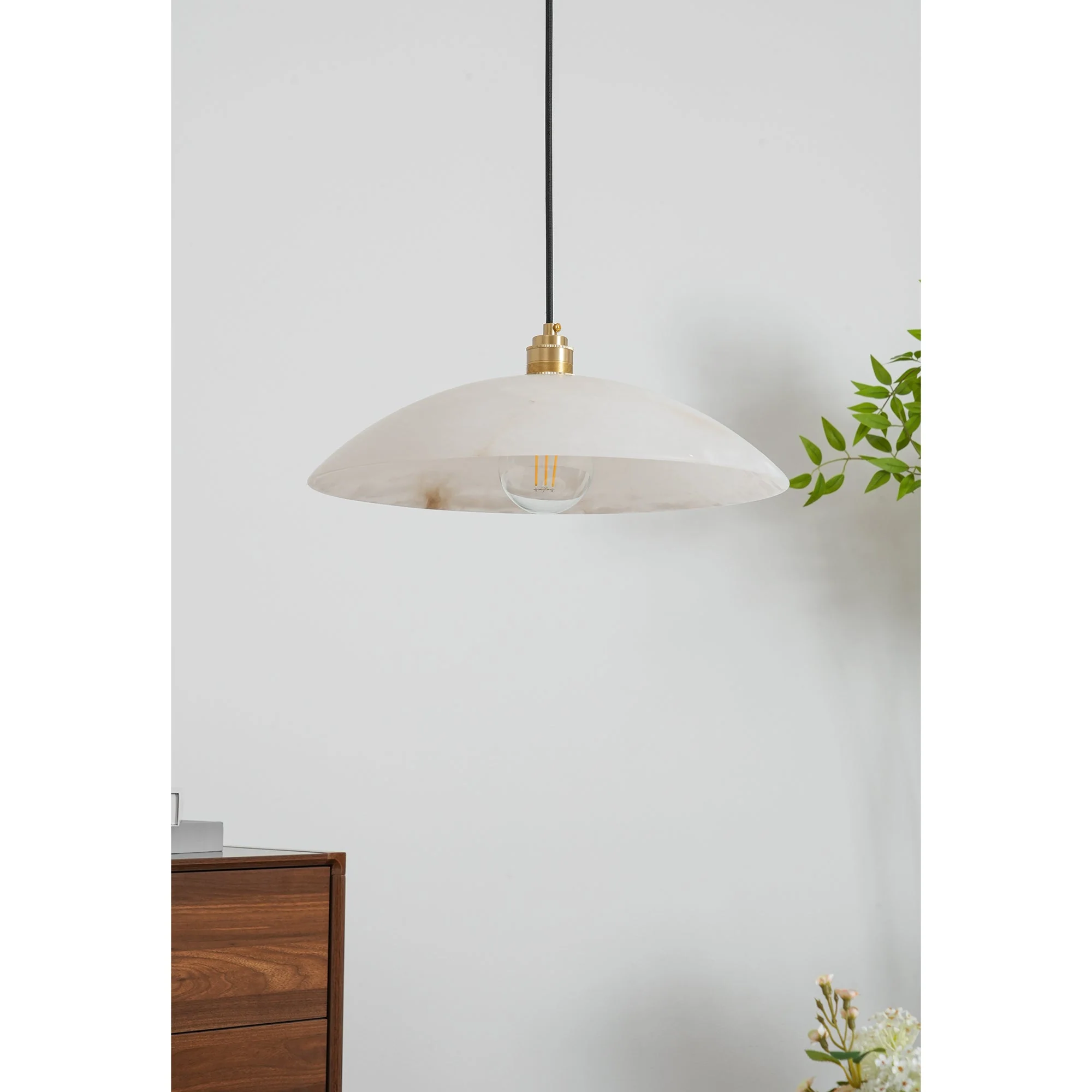 Rovyn Modern Alabaster Brass Pendant Light - Image 20