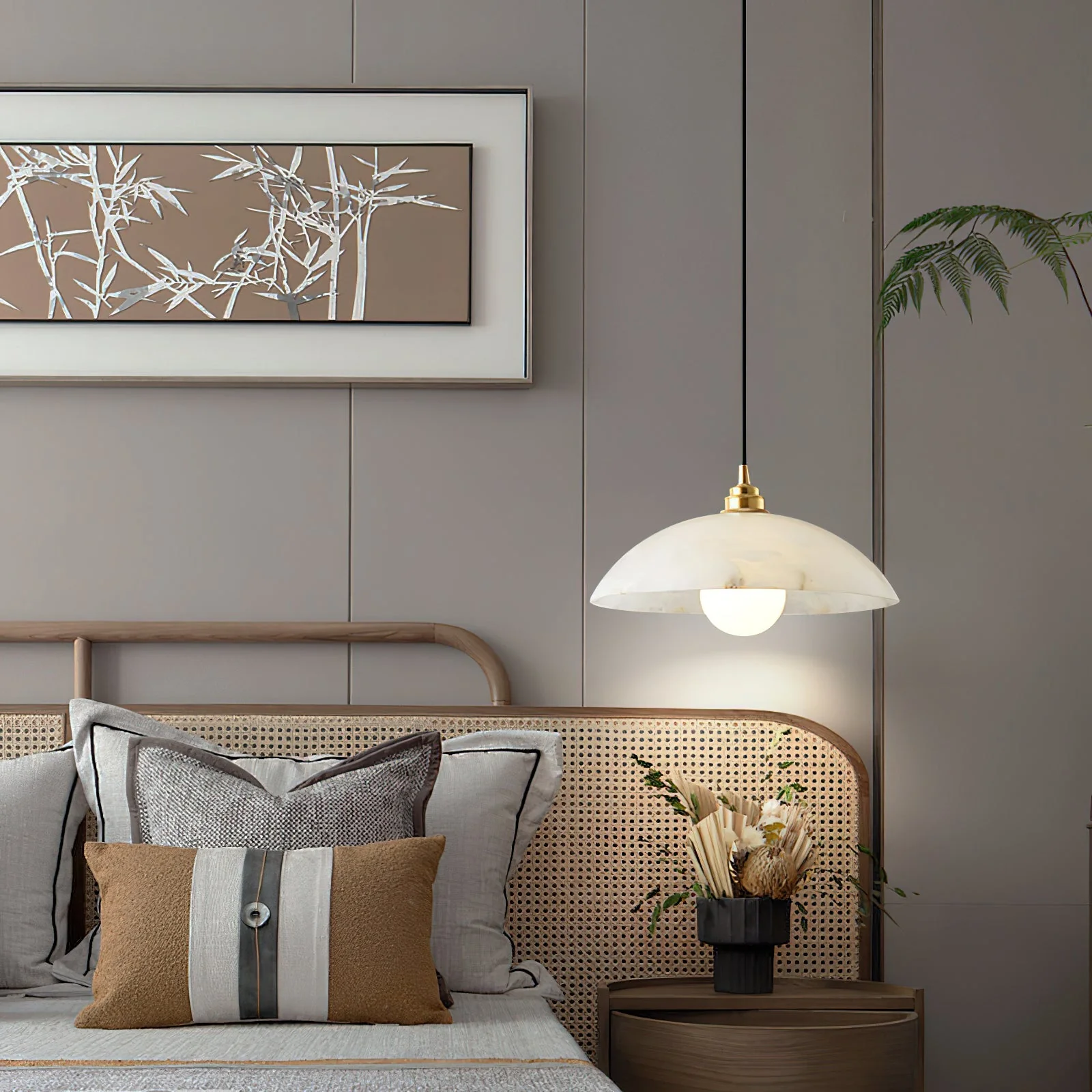 Rovyn Modern Alabaster Brass Pendant Light - Image 6