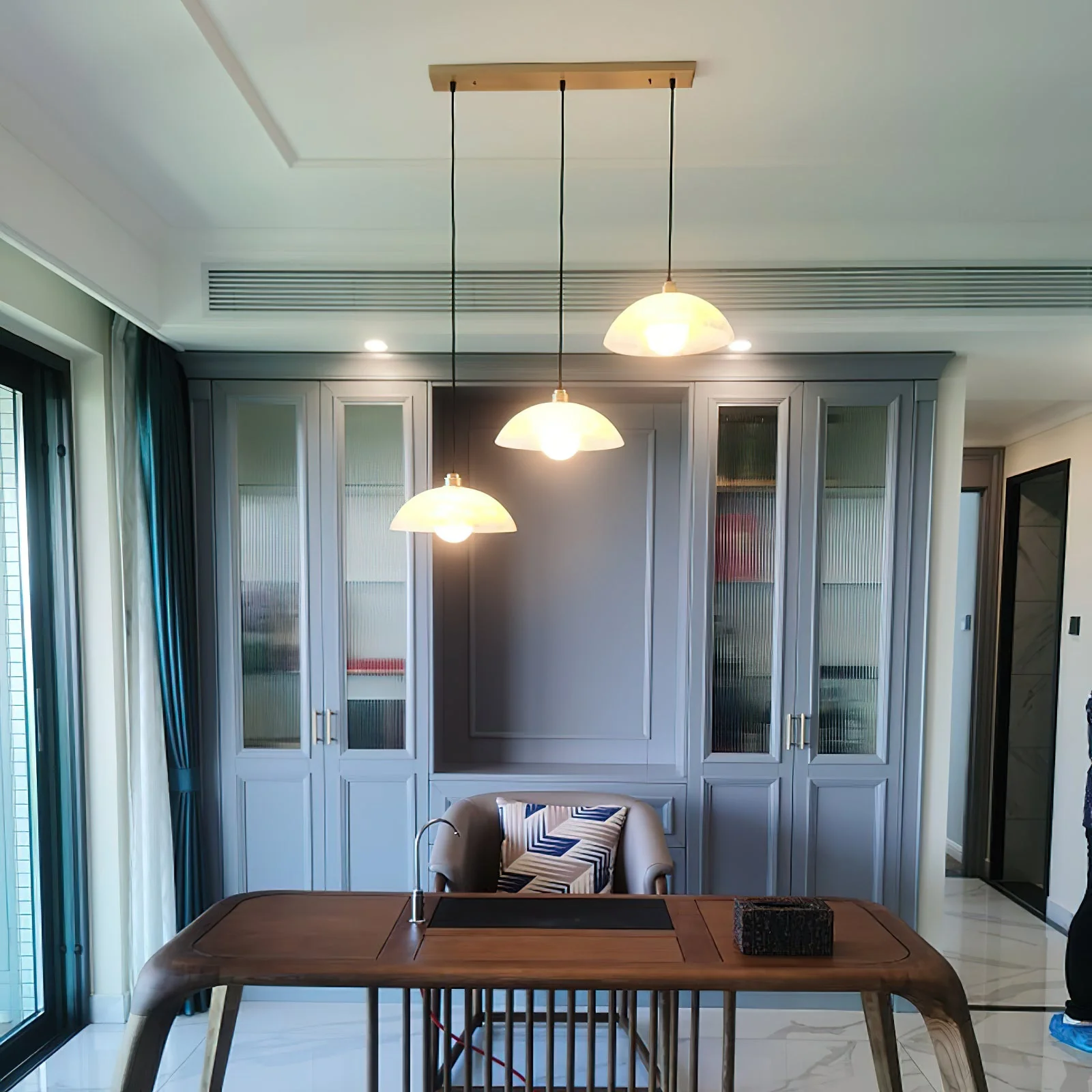 Rovyn Modern Alabaster Brass Pendant Light - Image 8
