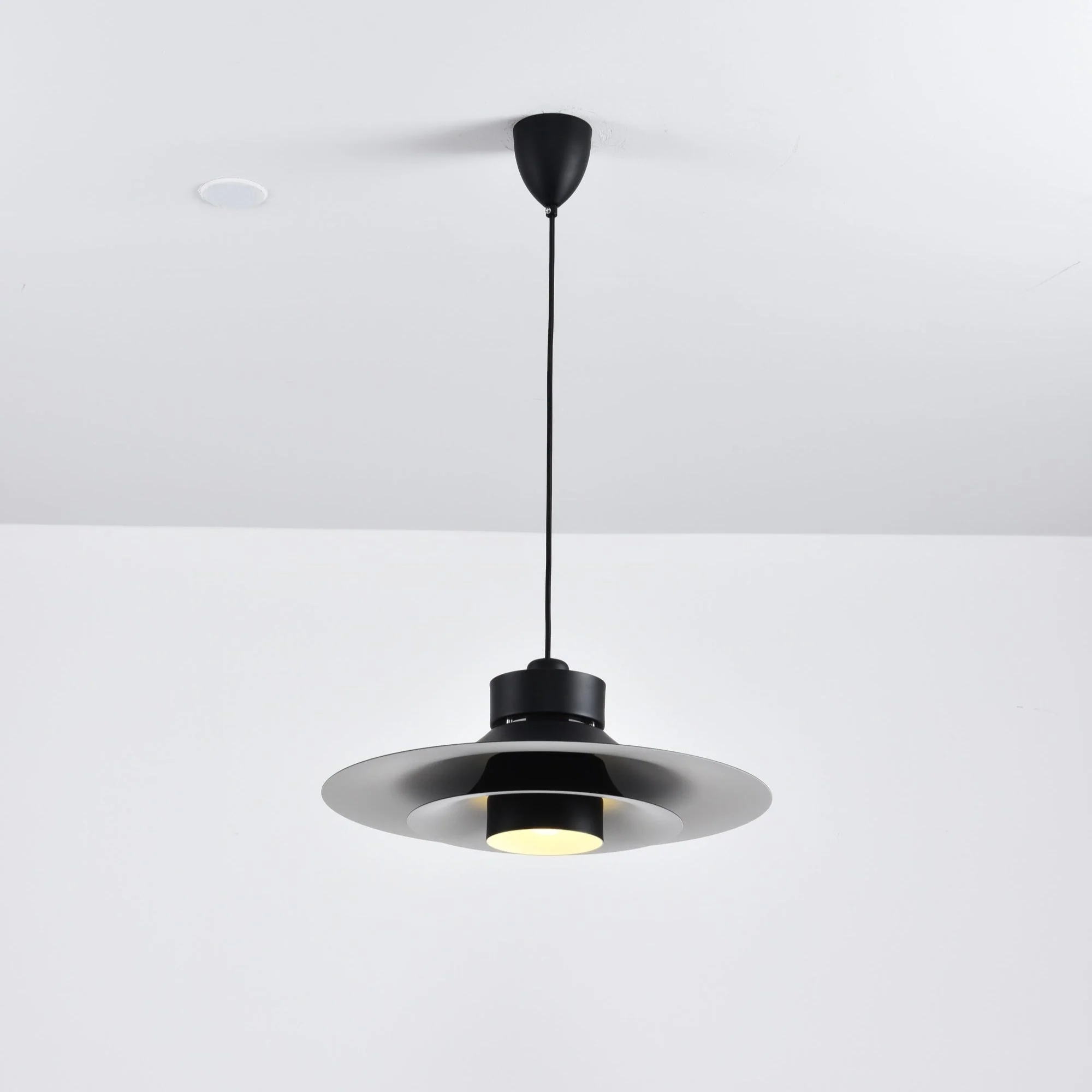 Sadie Minimalist Pendant Lamp - Image 17