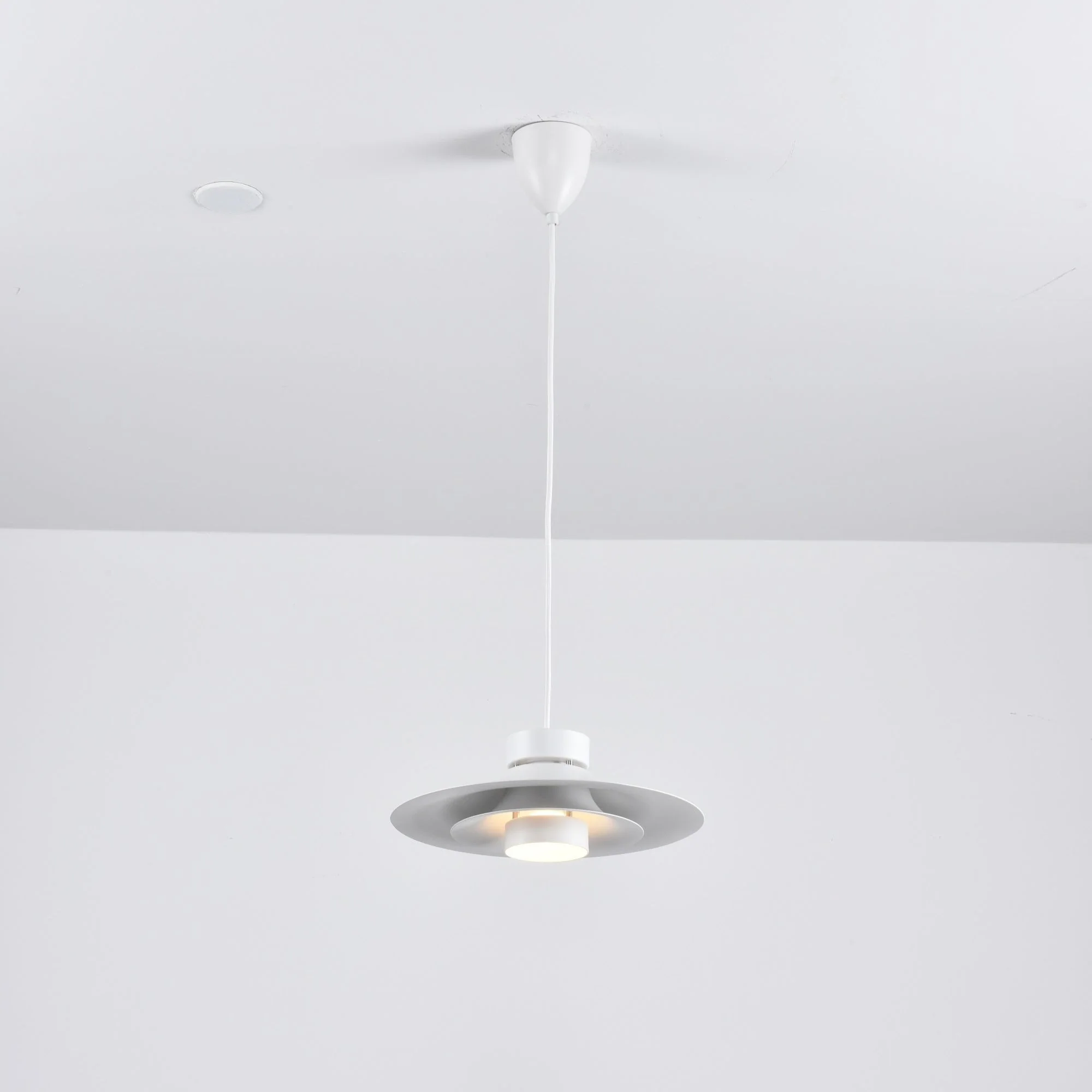 Sadie Minimalist Pendant Lamp - Image 7