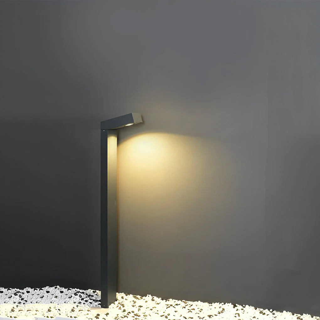 Seaman Sleek LED Outdoor Pathway Lights - Image 4