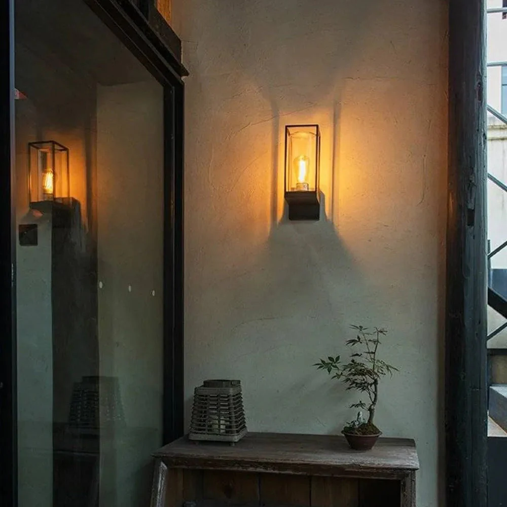 Silva Modern Outdoor Wall Lamp - Image 5