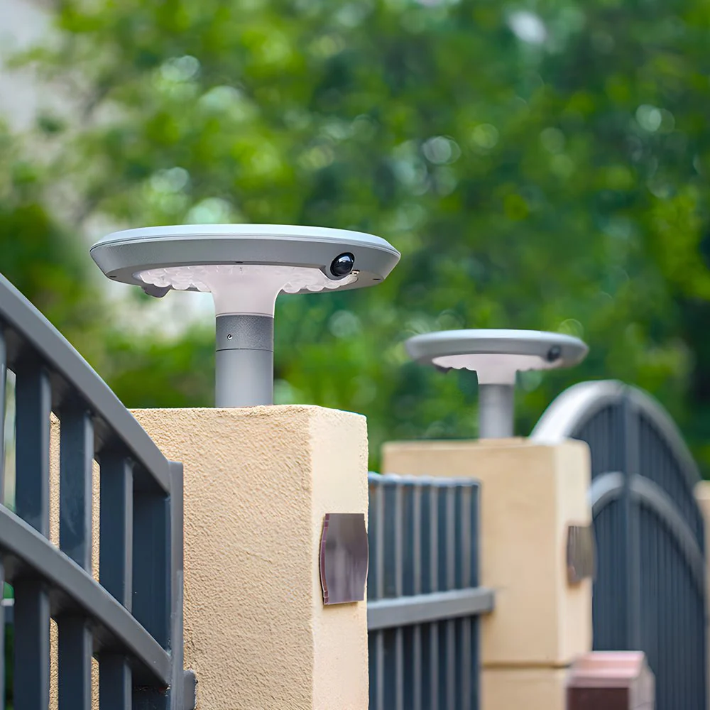 Vanda Simple Round LED Solar LED Outdoor Post Light - Image 4