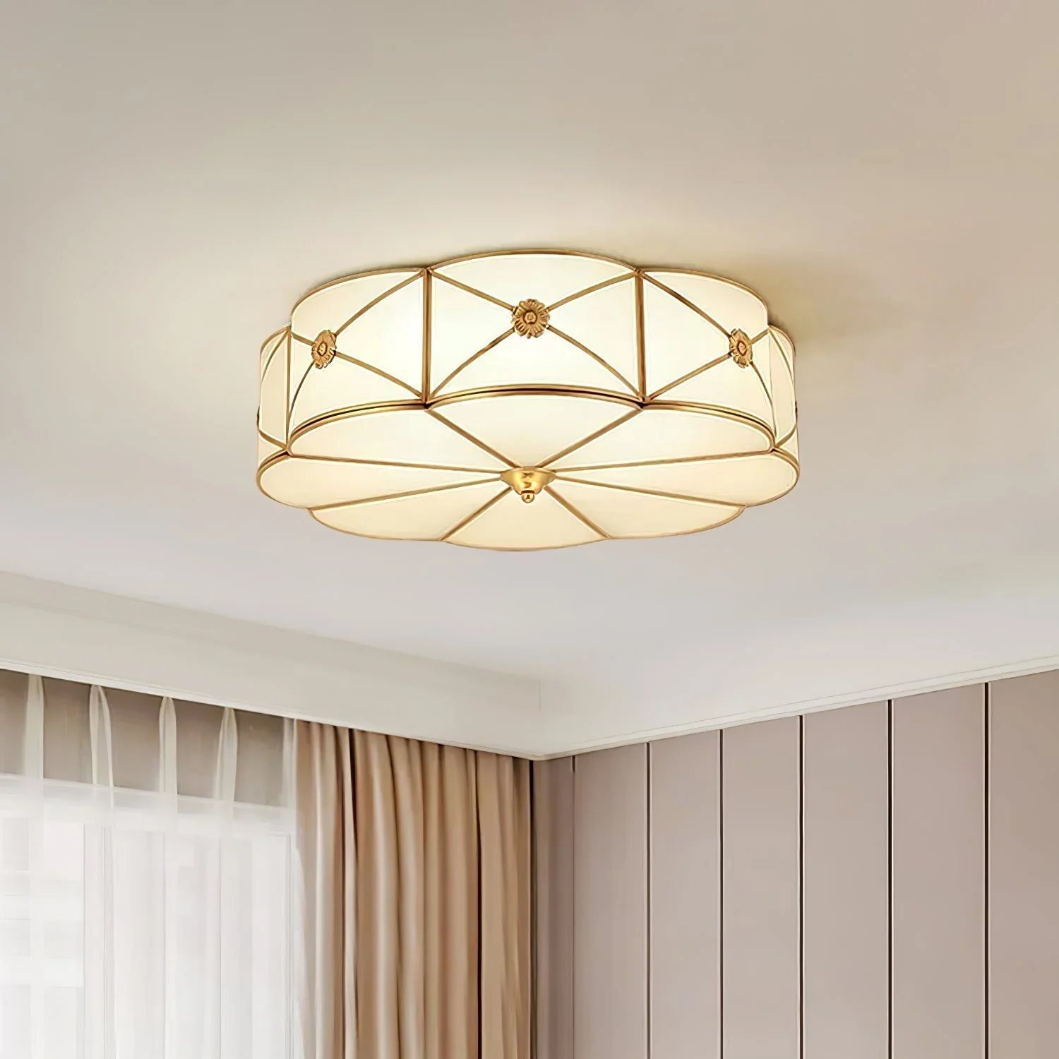 Solara Ceiling Lamp Brass Scalloped Frosted Classic - Image 14