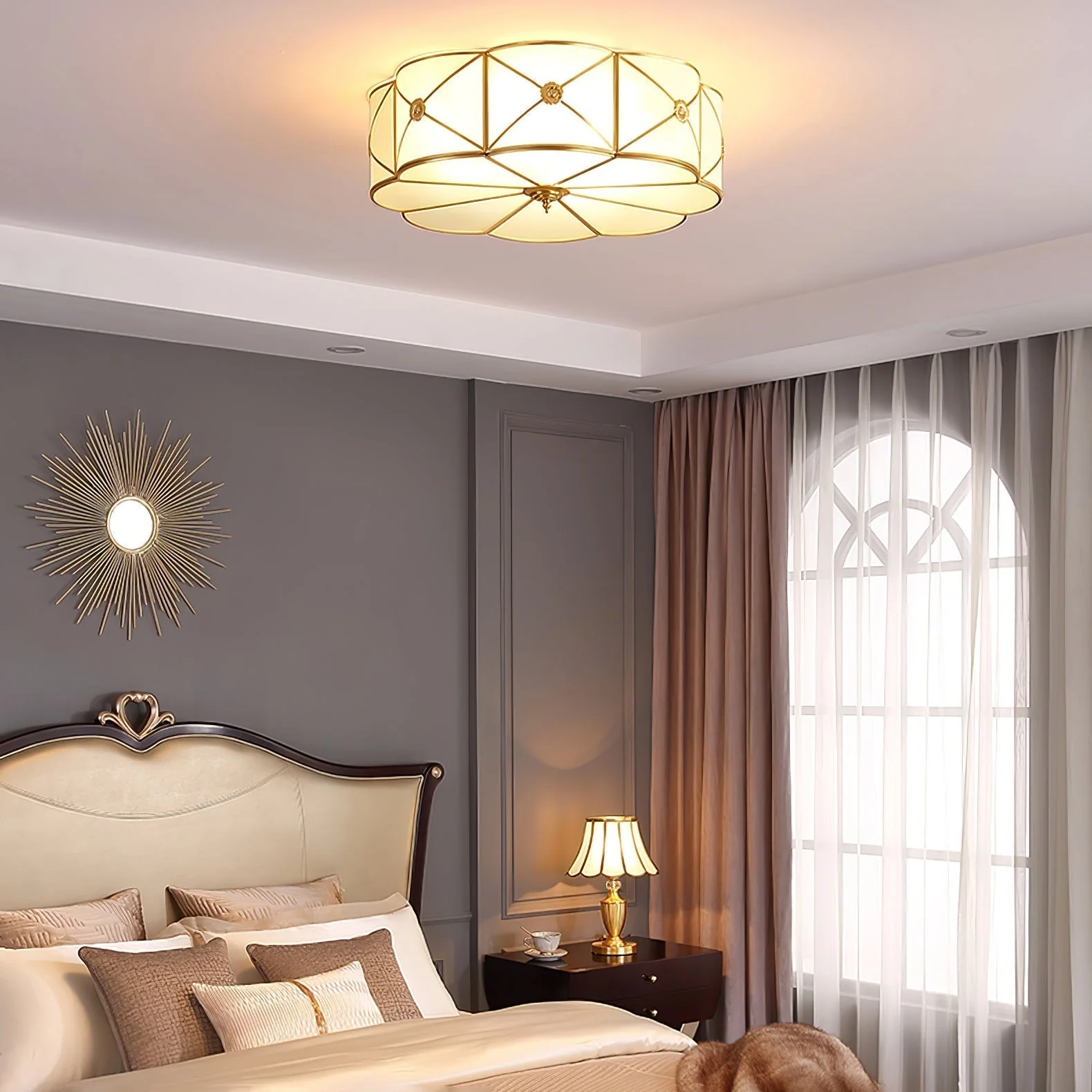 Solara Ceiling Lamp Brass Scalloped Frosted Classic - Image 26