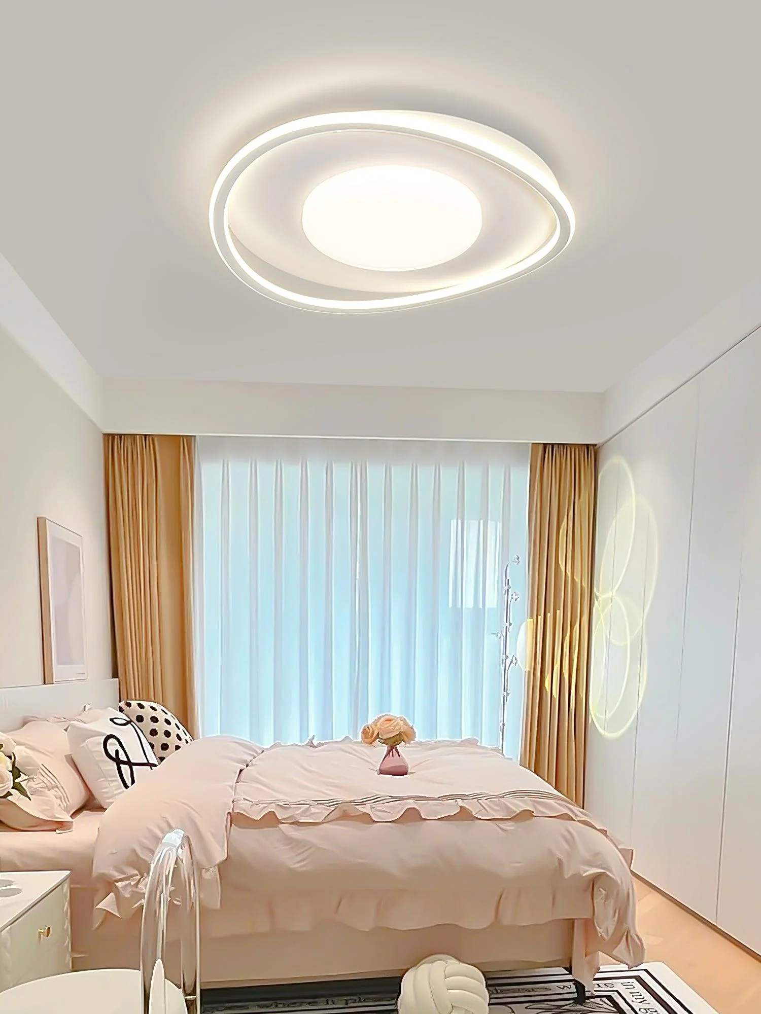 Solara Ceiling Lamp Minimalist Geometry LED - Image 12