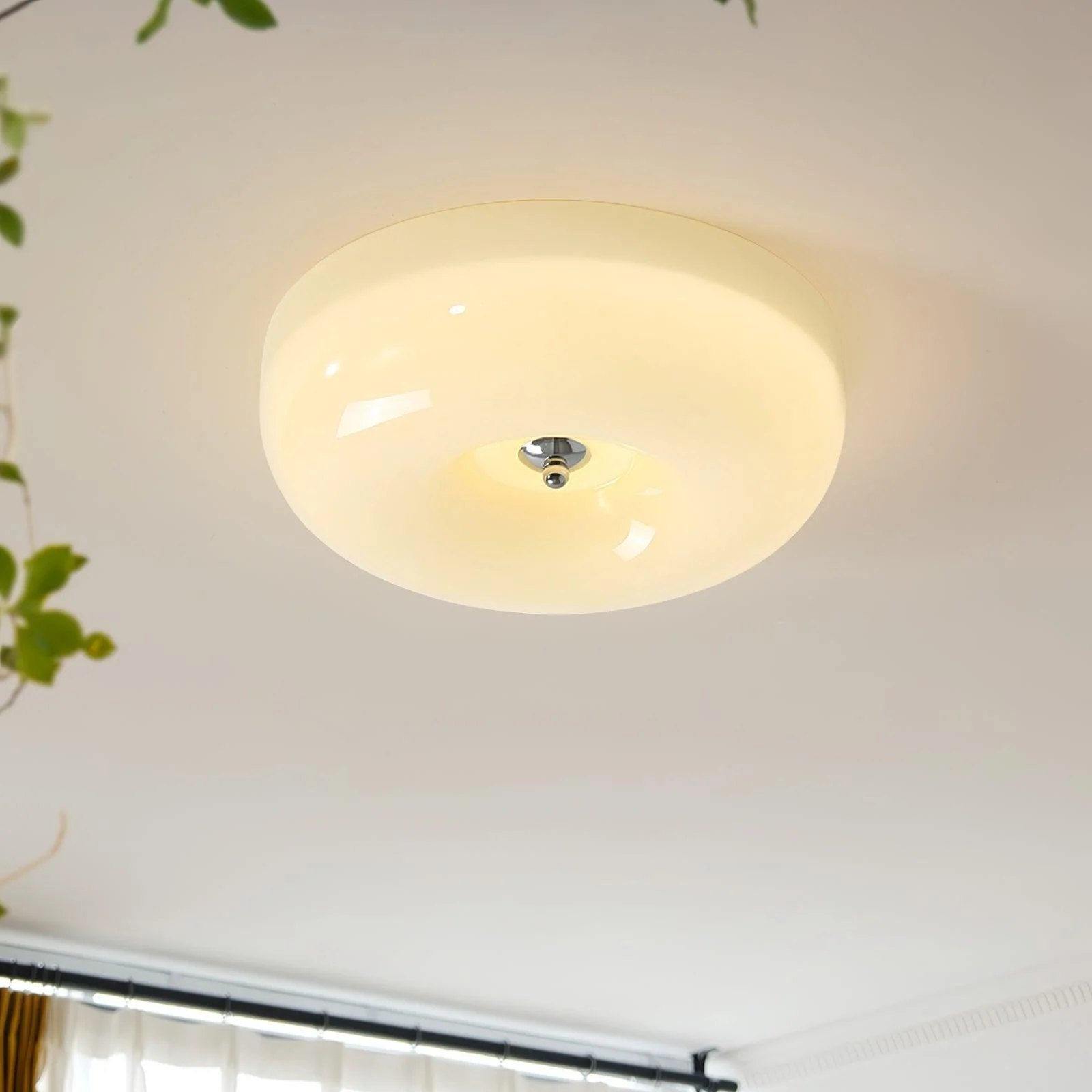 Solara Chandelier Cream Pudding with Blown Glass - Image 44