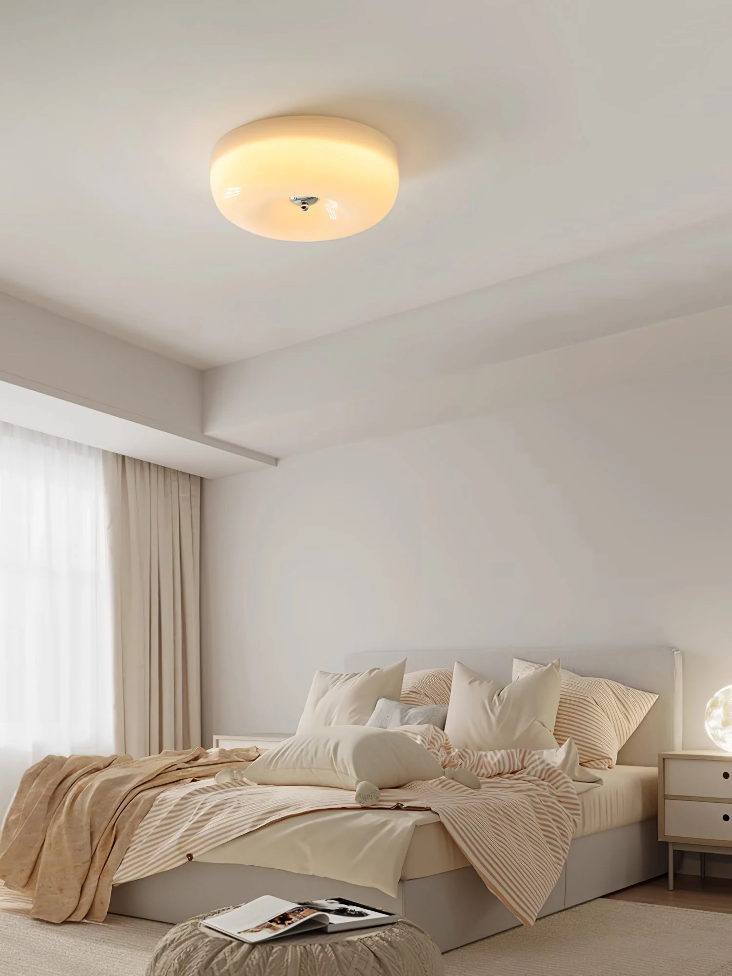 Solara Chandelier Cream Pudding with Blown Glass - Image 57