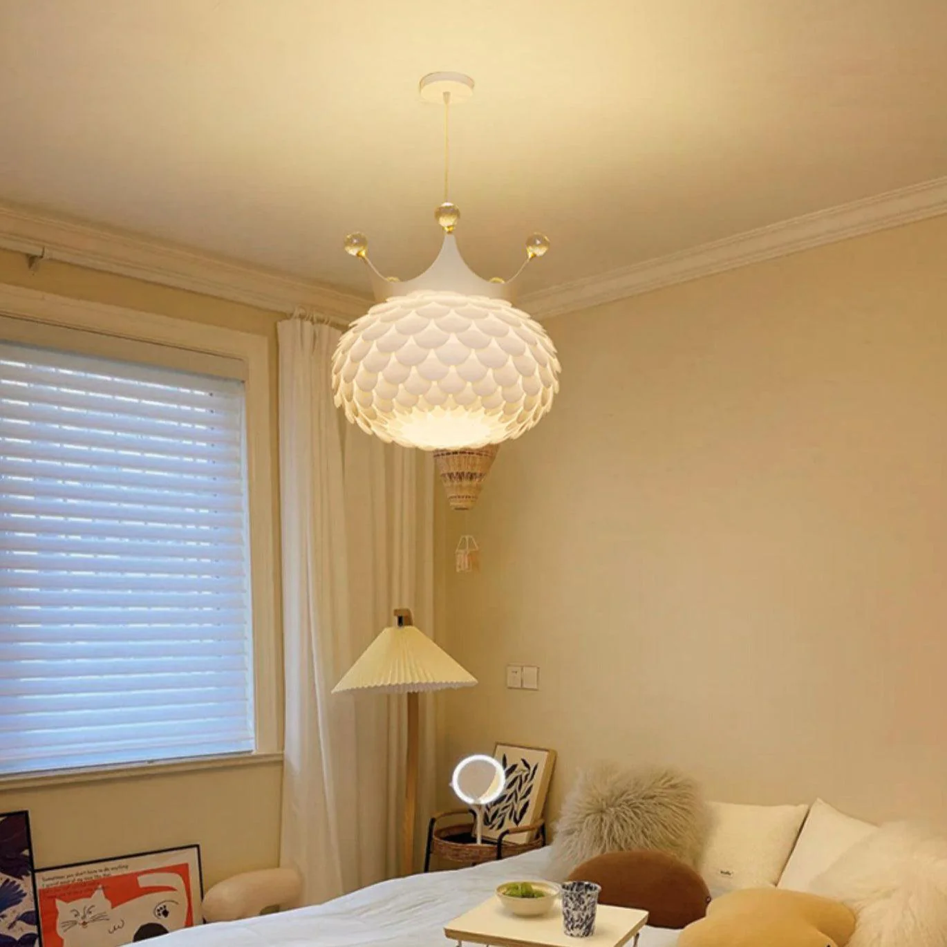 Solara Pendant Lamp Scalloped Crown Whimsical - Image 34