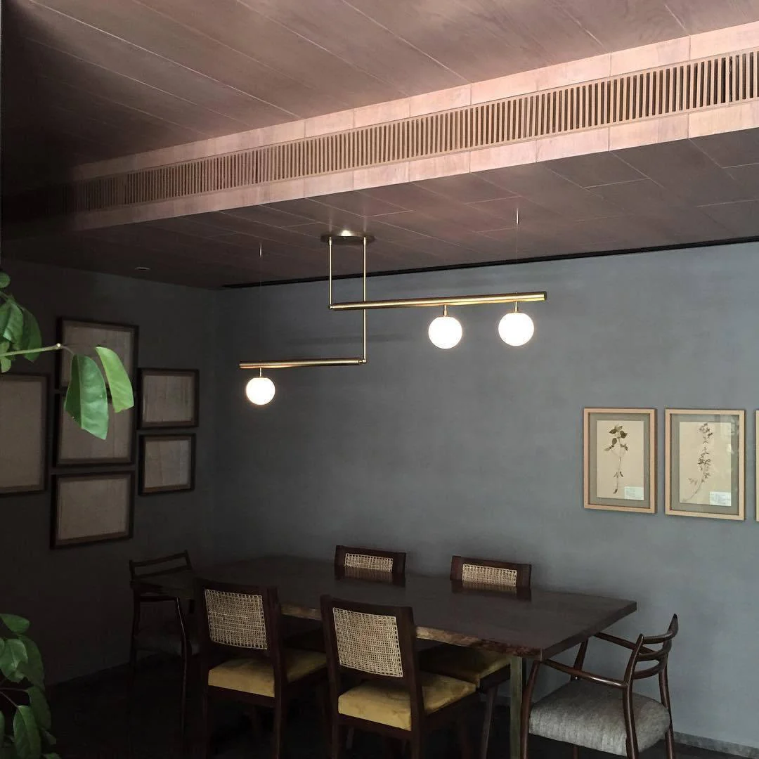 Solara Pendant Lamp Brass Linear Satellite Minimalist - Image 10