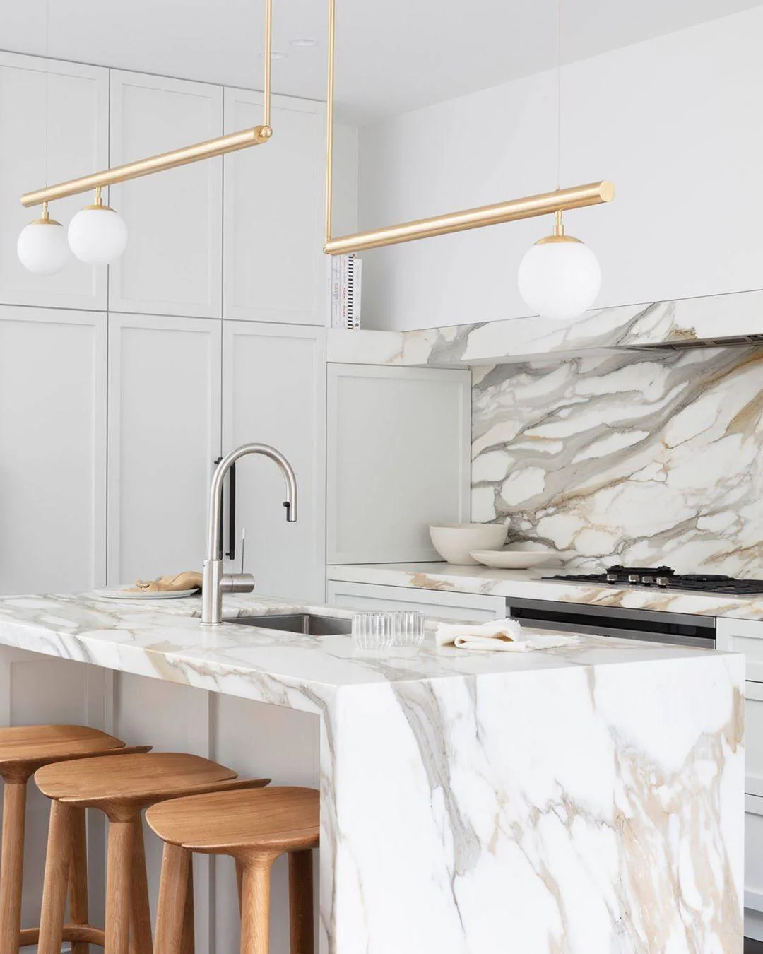 Solara Pendant Lamp Brass Linear Satellite Minimalist - Image 69