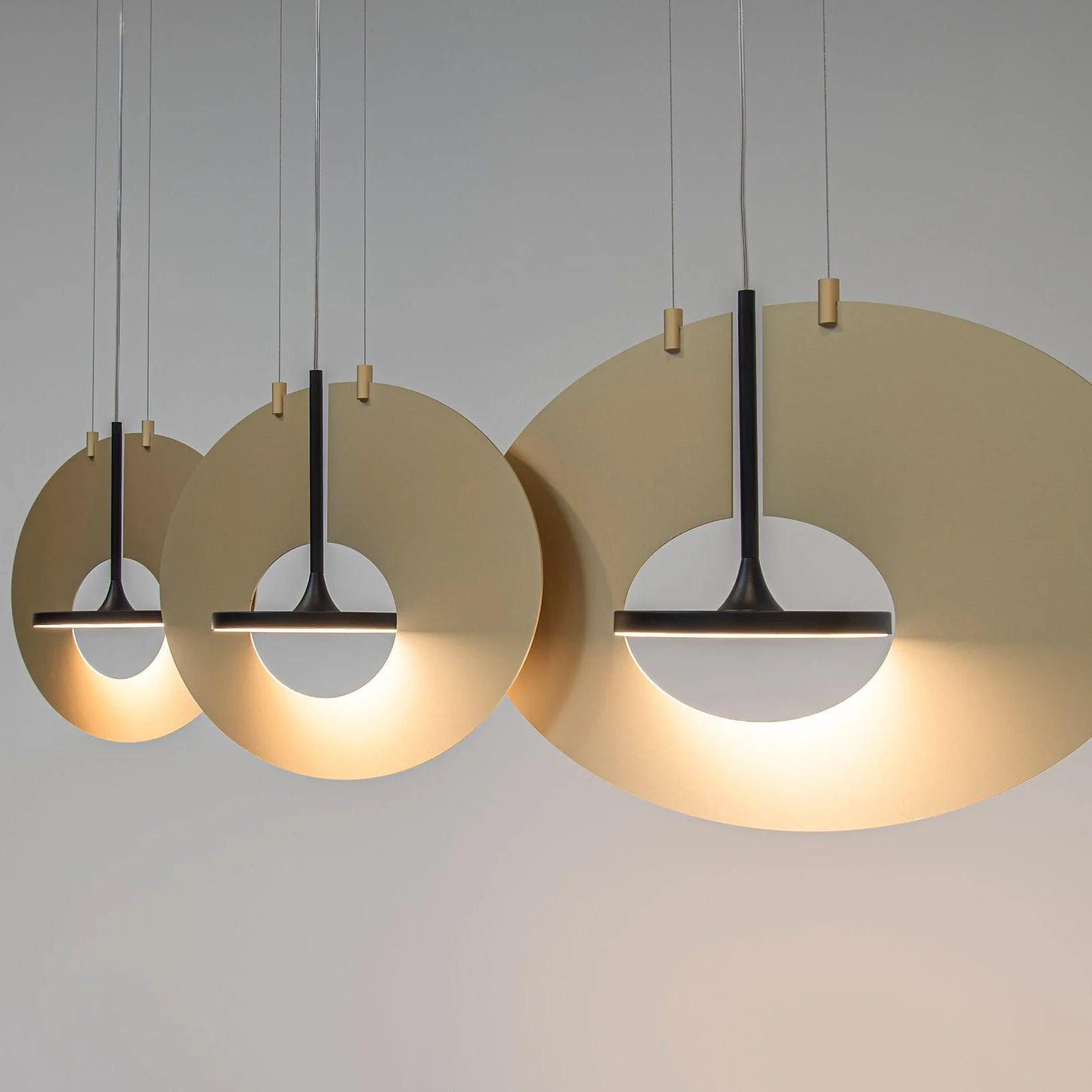 Solara Pendant Lamp Oval Ring Geometric - Image 2
