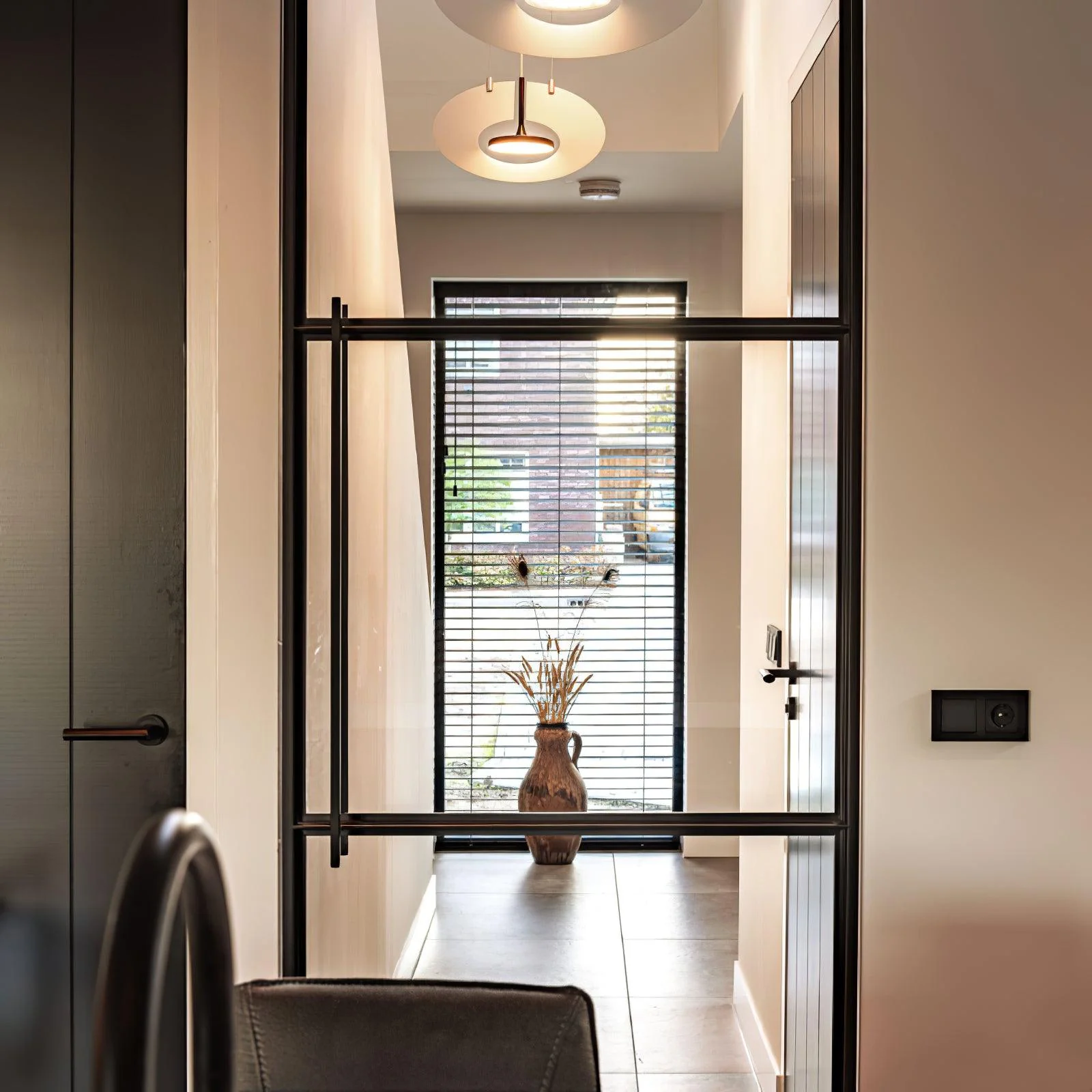 Solara Pendant Lamp Oval Ring Geometric - Image 3