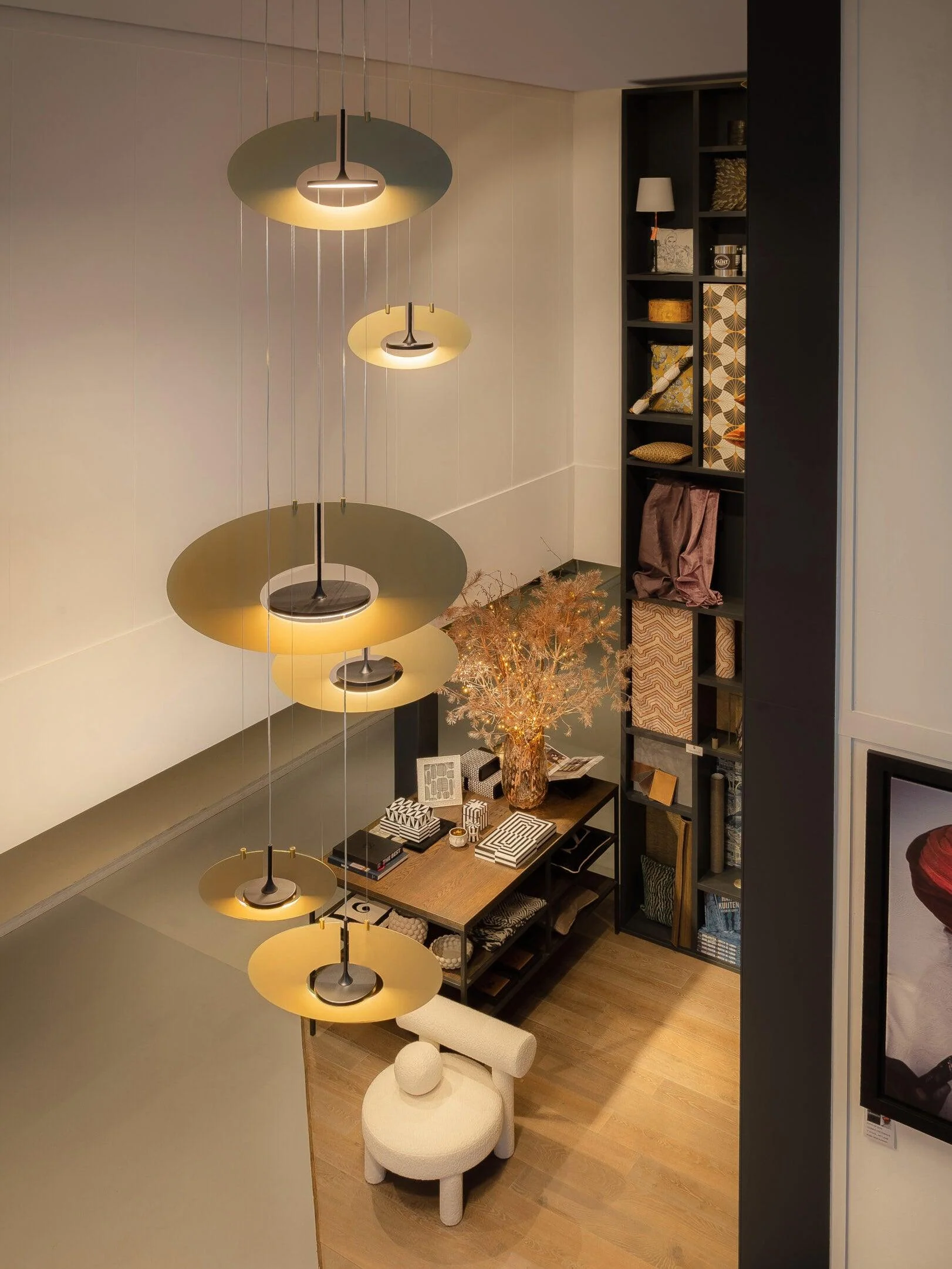 Solara Pendant Lamp Oval Ring Geometric - Image 6