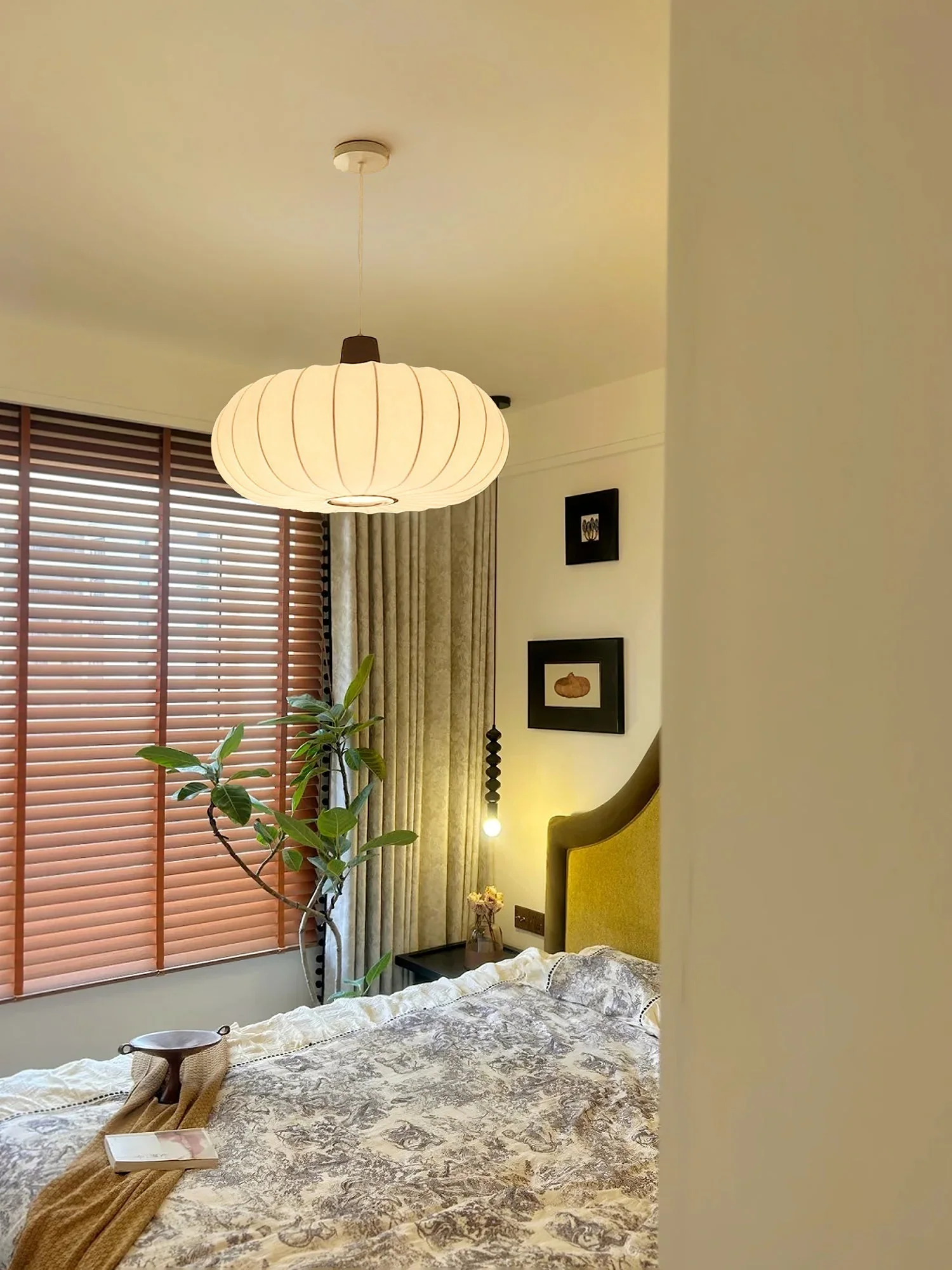 Solice Silk Wood Retro Pendant Light - Image 12