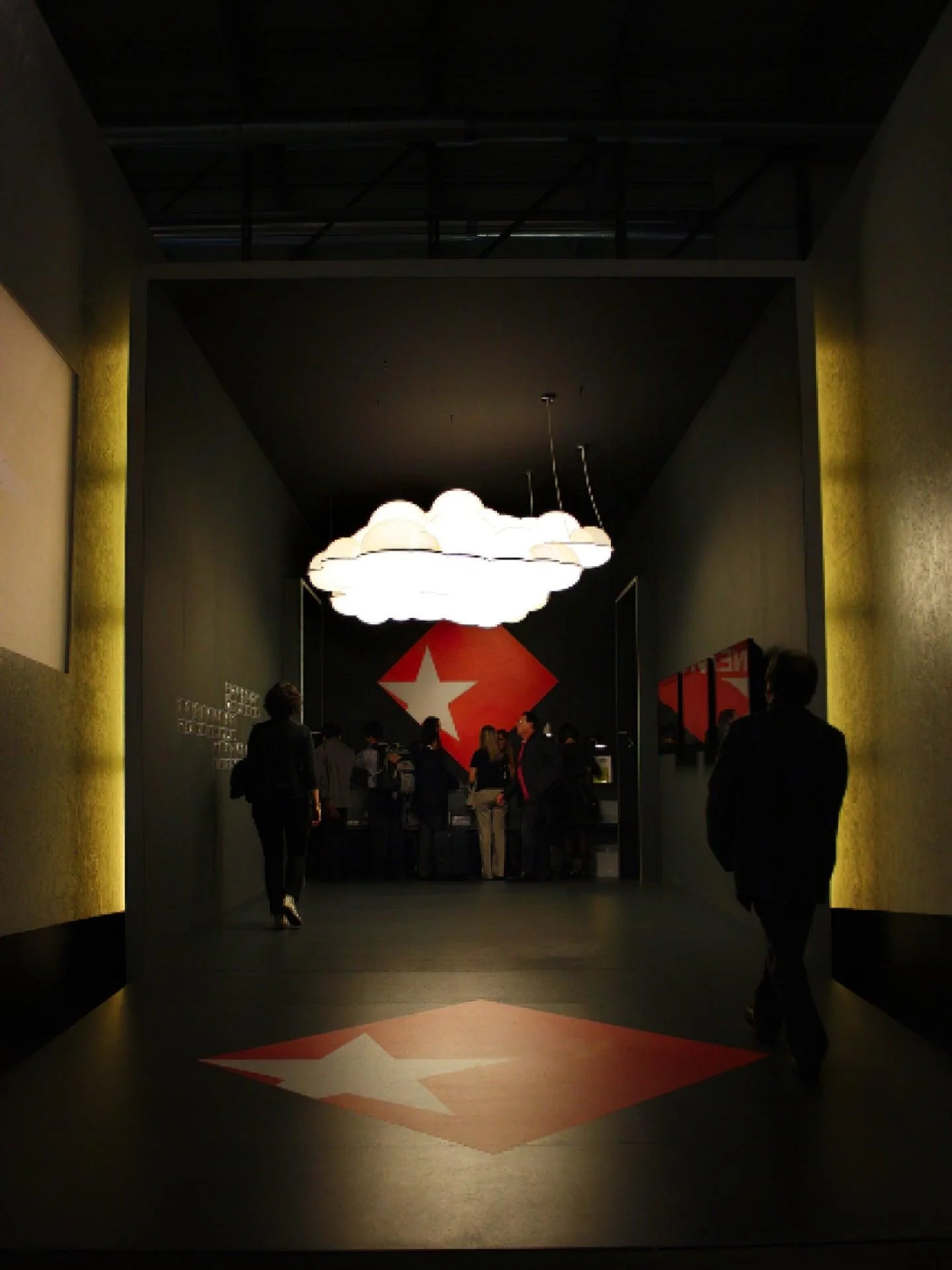 Solvian PE Artistic Pendant Lamp - Image 30