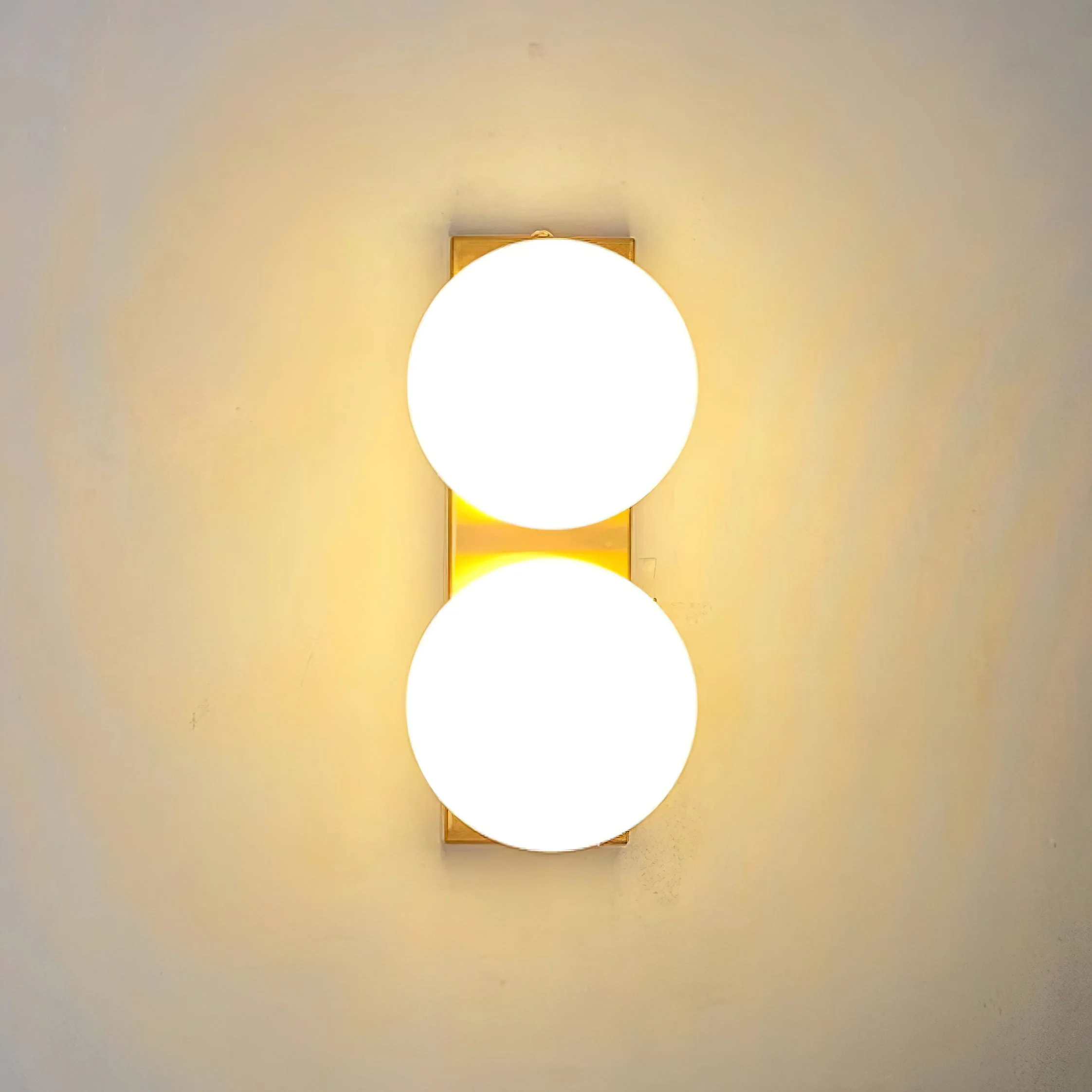 Sprite Contemporary Glass Wall Light - Image 14