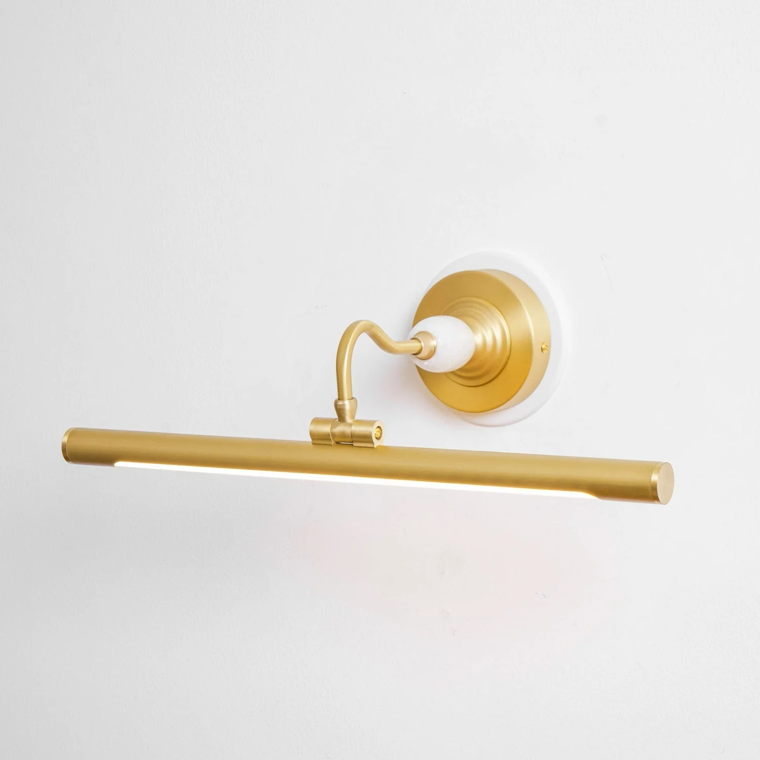 Stellar Elegance Art Linear Wall Light - Image 17
