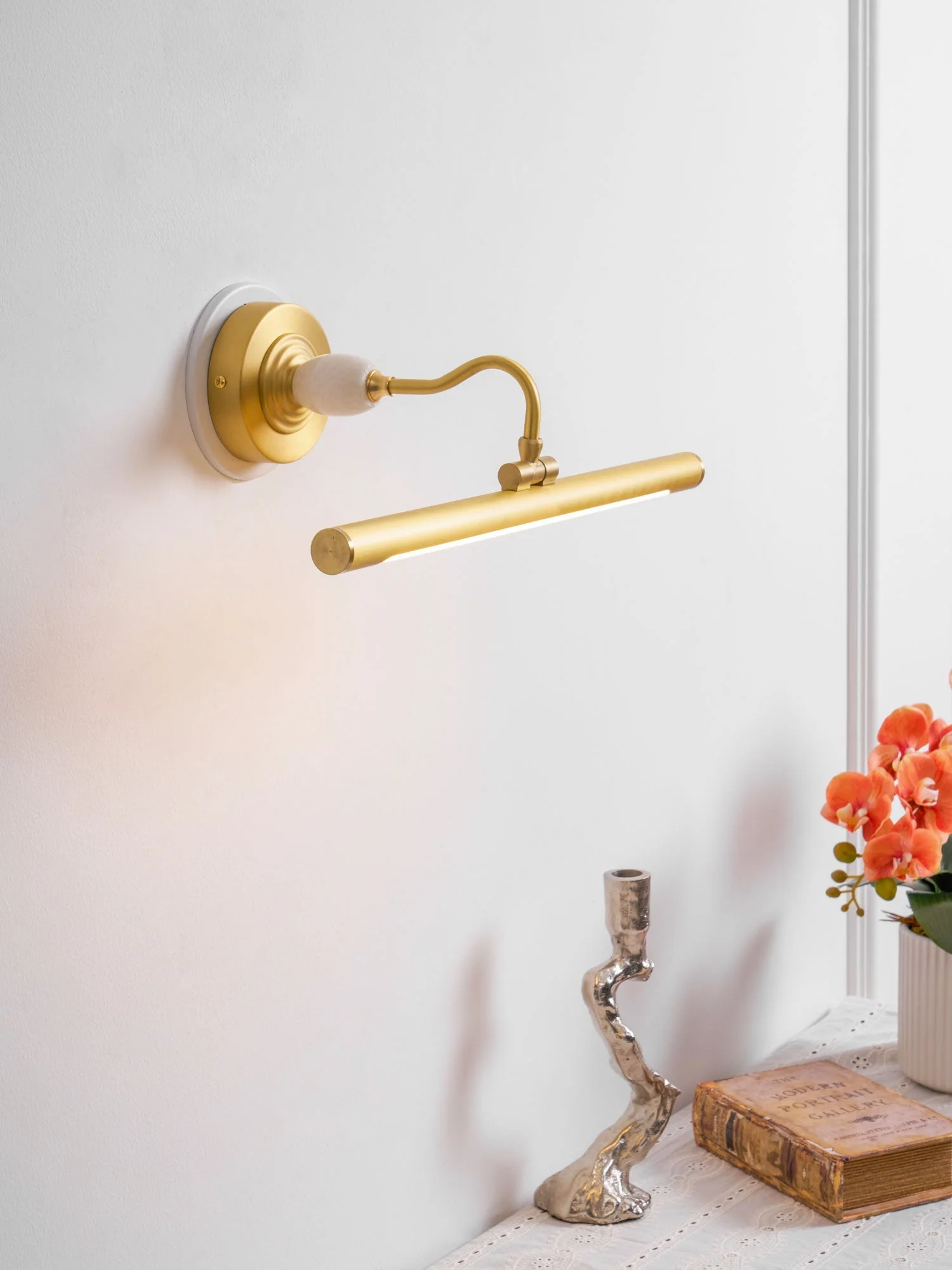 Stellar Elegance Art Linear Wall Light - Image 8