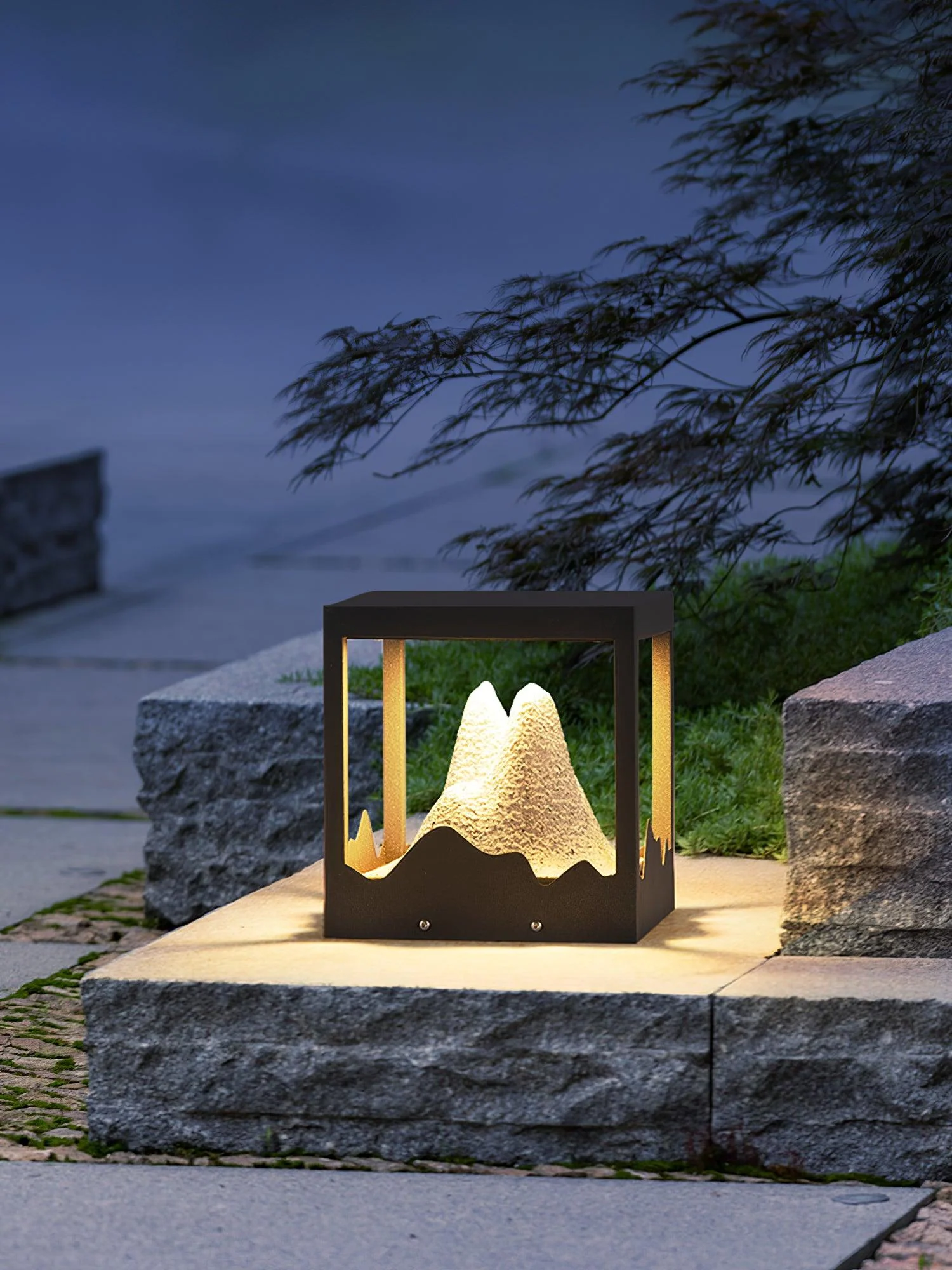 Summit Rustic Resin Outdoor Light - Image 9