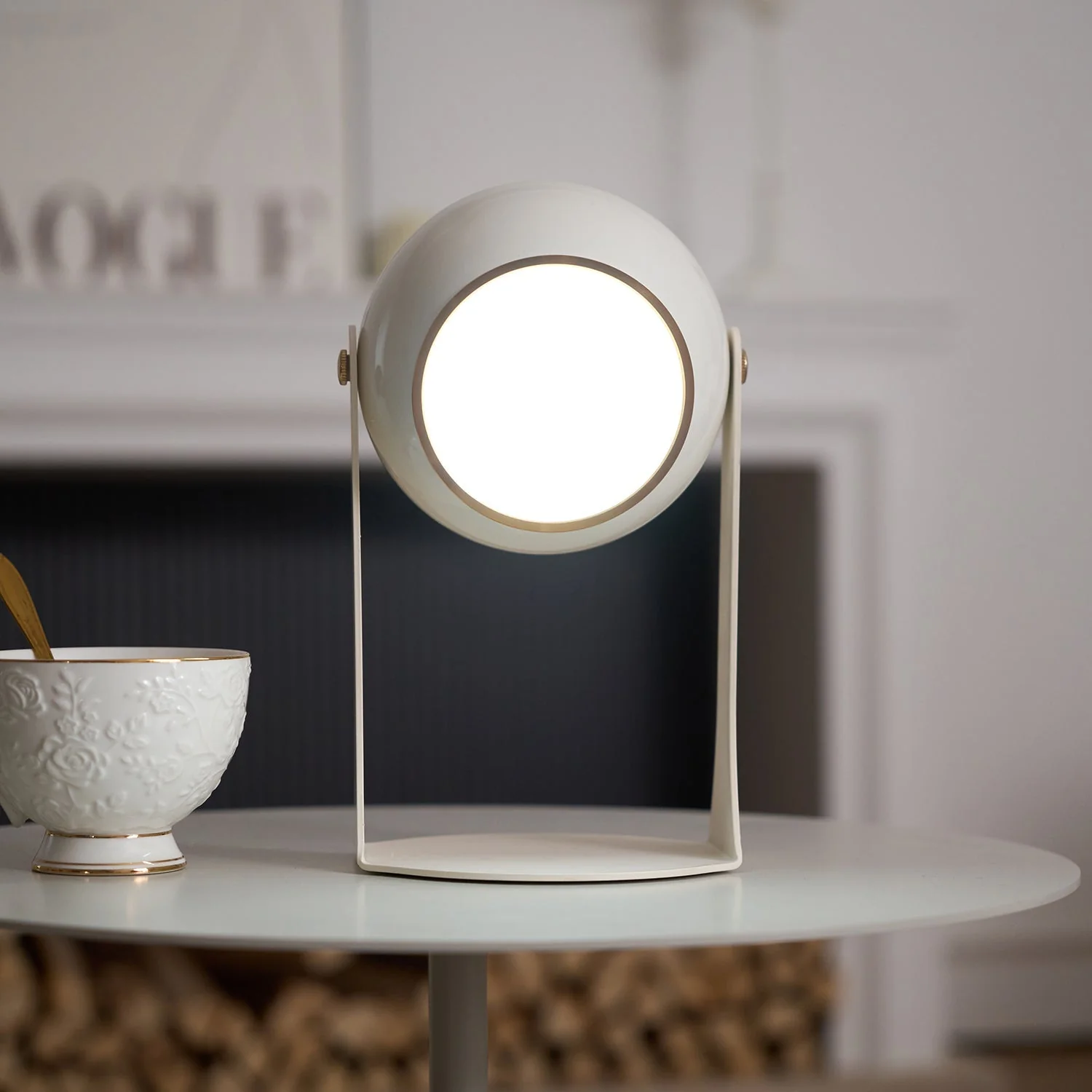 Svejk Modern Table Lamp - Image 2