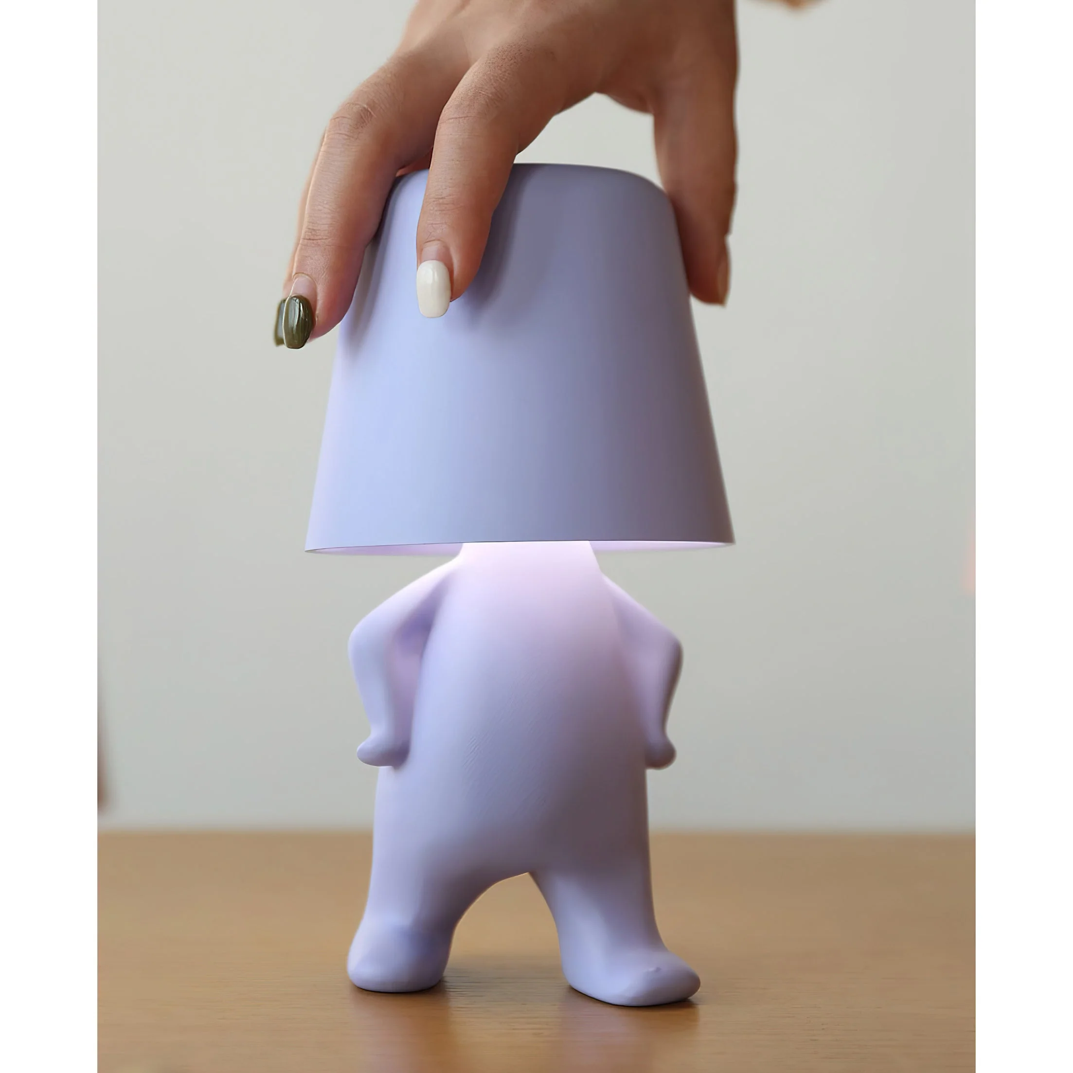 Sweet Artistic Resin Table Lamp - Image 13