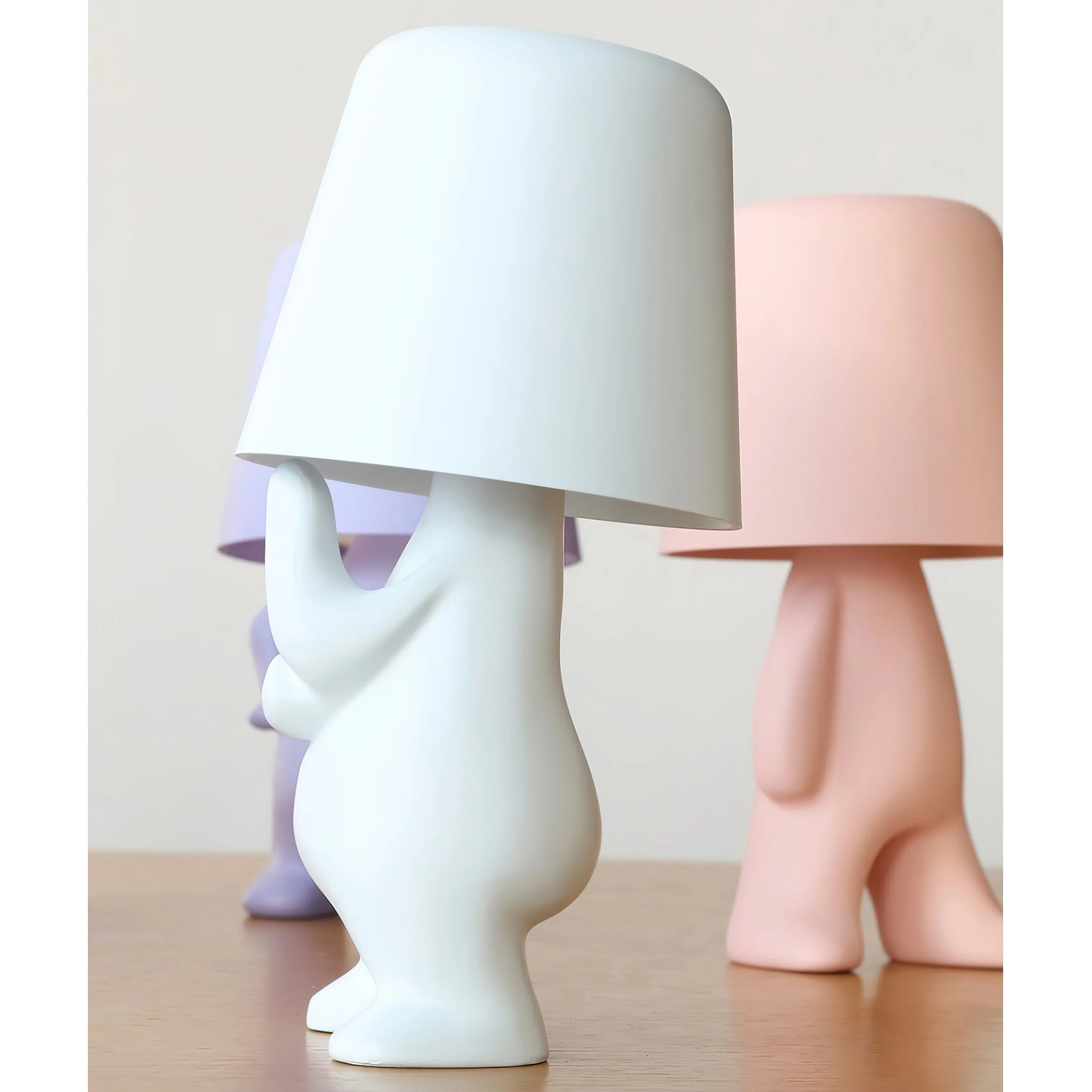 Sweet Artistic Resin Table Lamp - Image 14