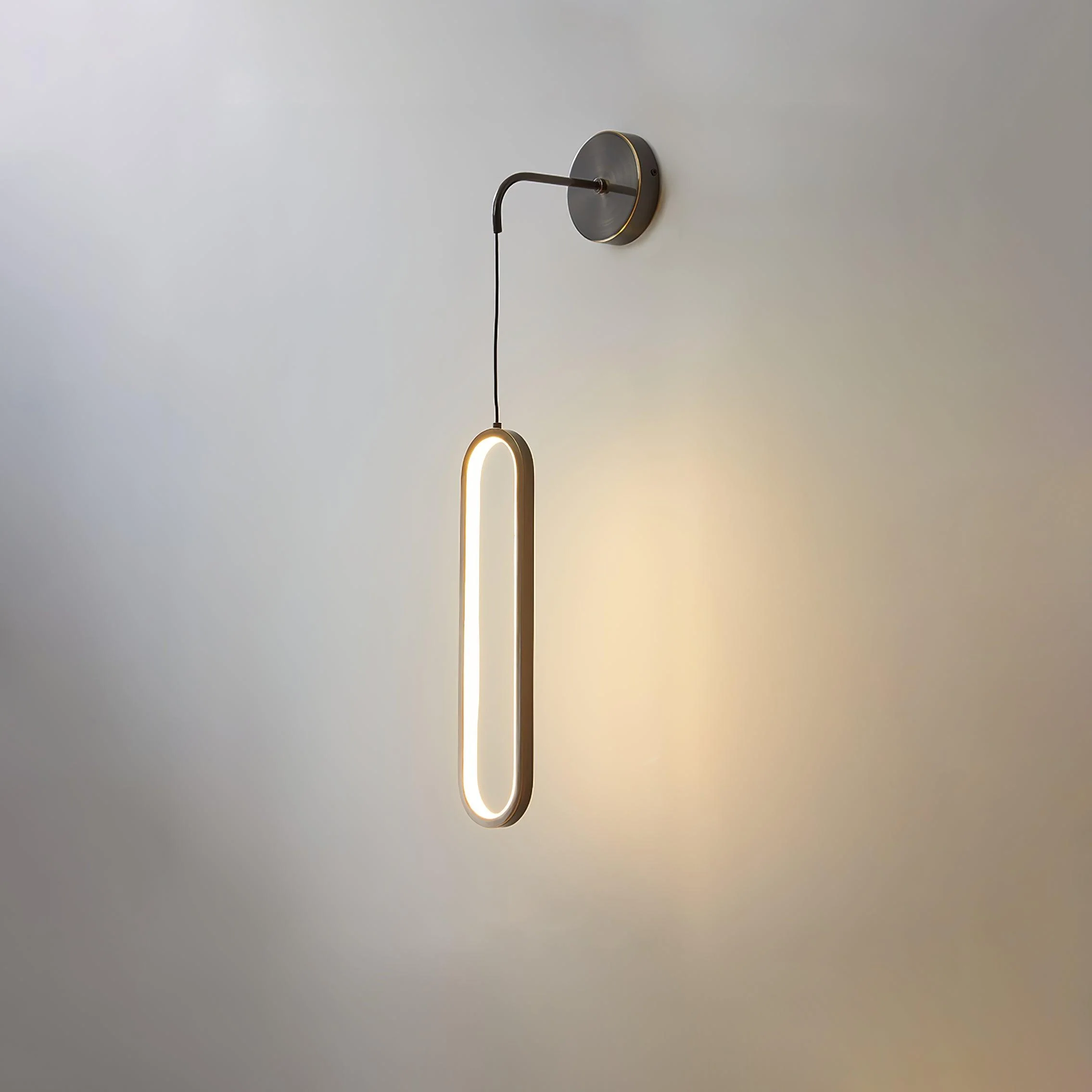 Thomas Minimalist Wall Lamp - Image 23