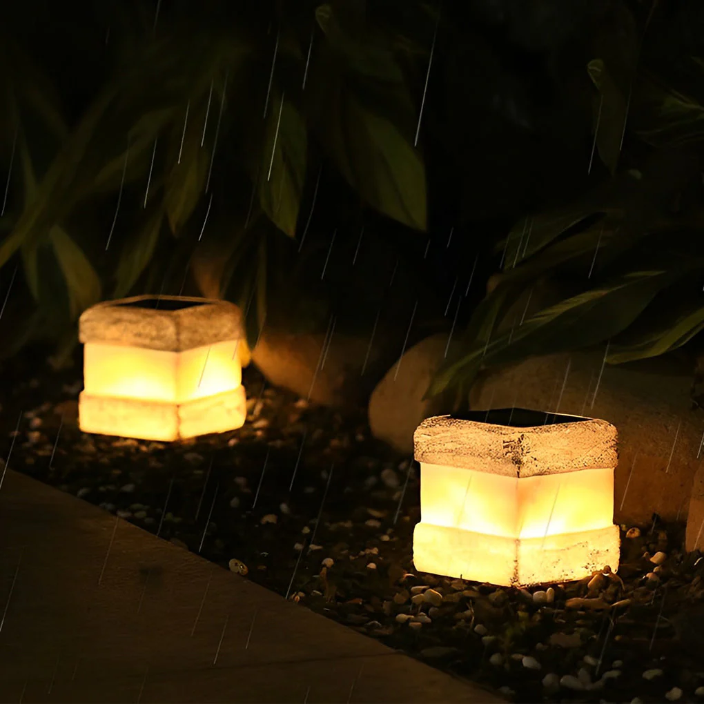Thunder Sleek Square Solar Resin  Garden Lamp - Image 4