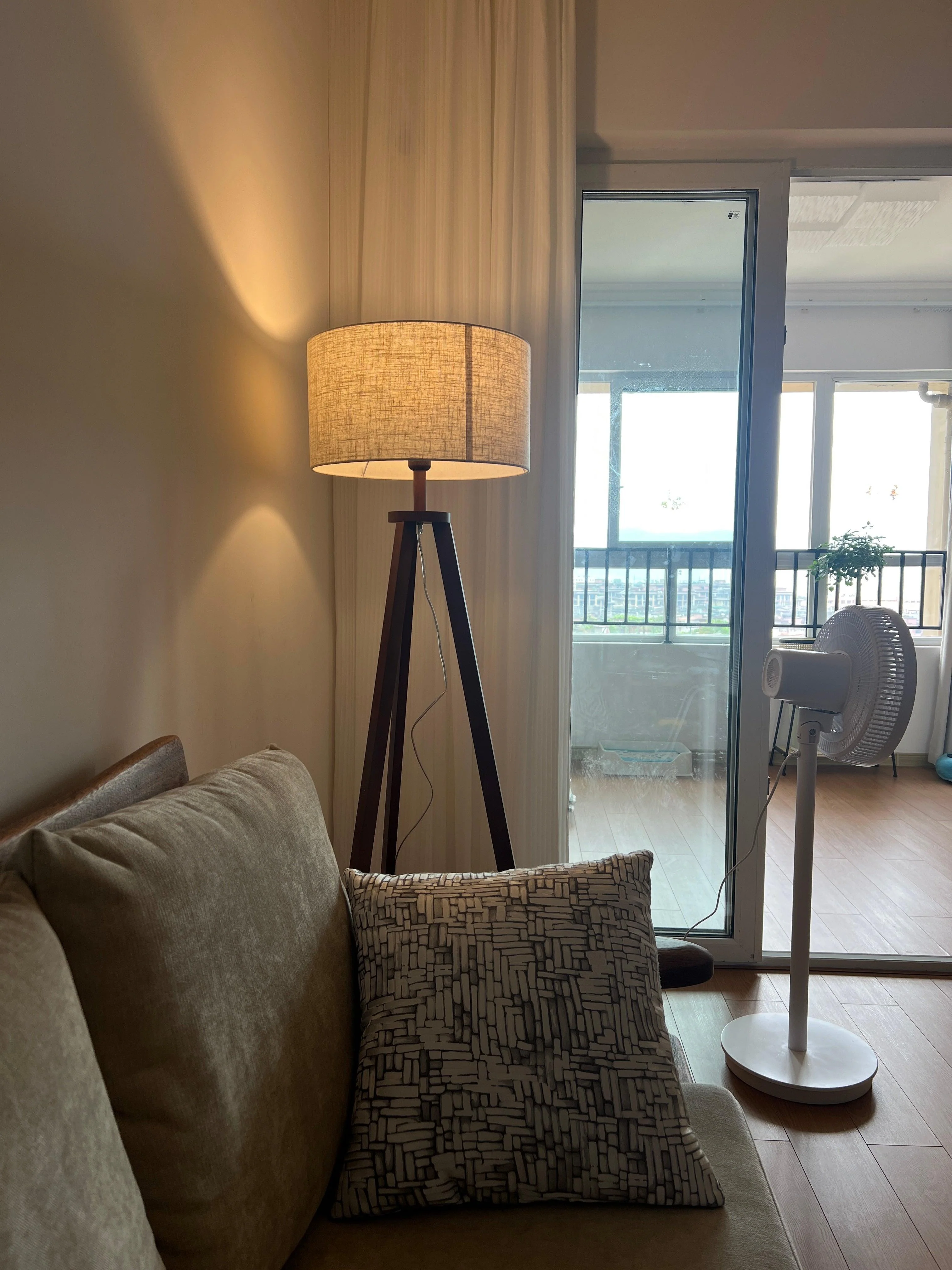 Tripod Farmhouse Wood Floor Lamp - Image 9